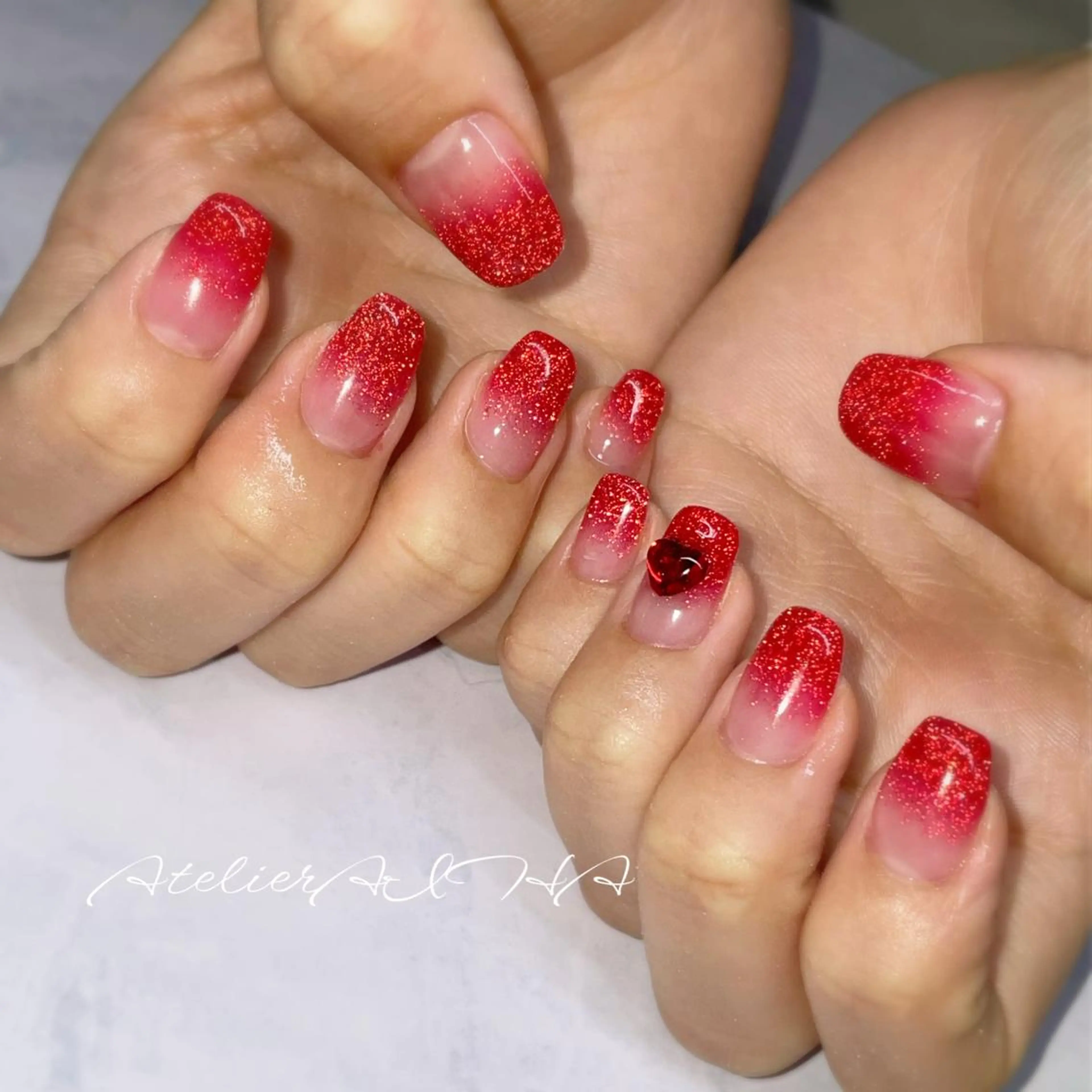 ネイル ハンドネイル アトリエAIHA所属・アトリエAIHA★ フィルイン推奨サロンのネイルデザイン