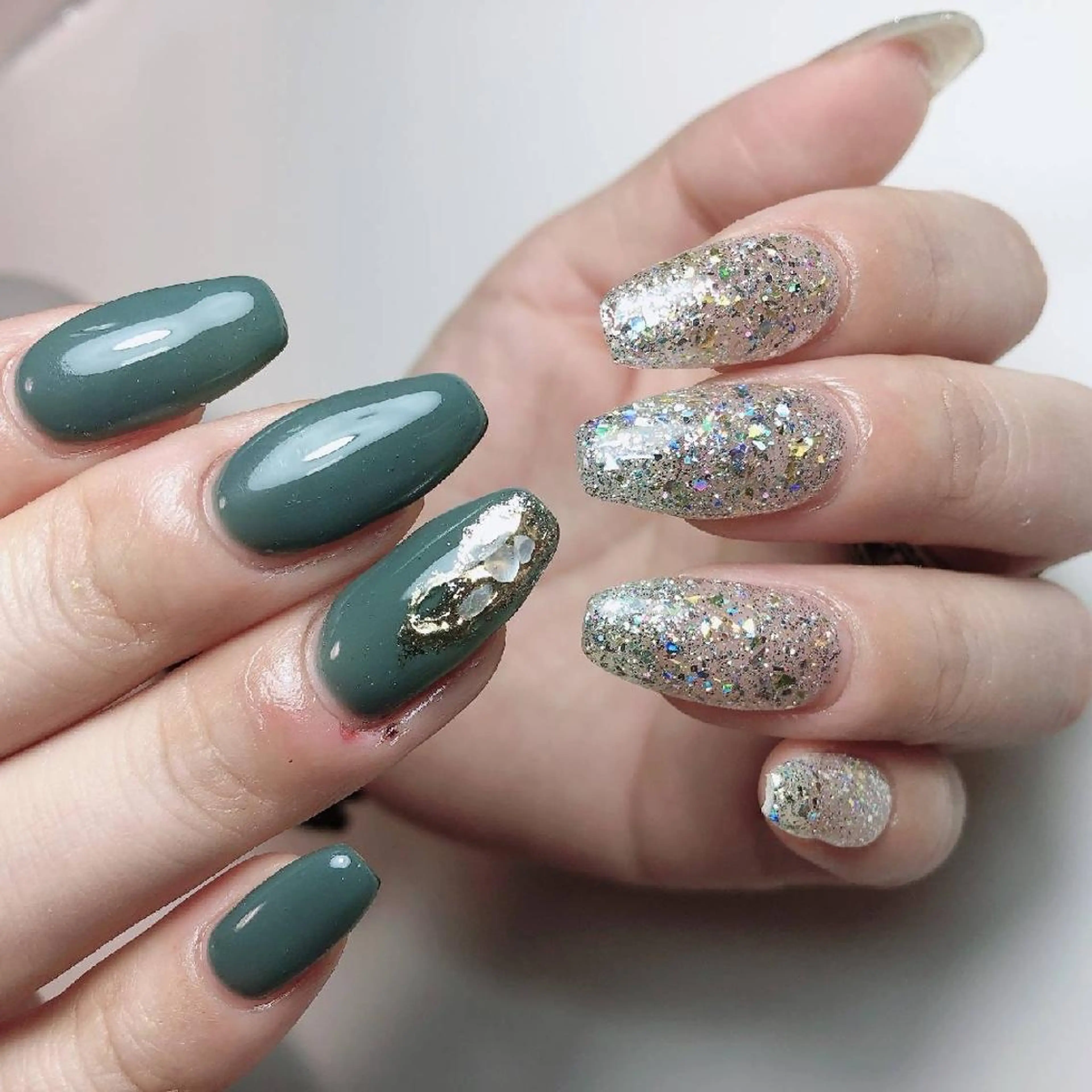 ロング ネイル グリーン ☺︎山部 志麻☺︎のネイルデザイン