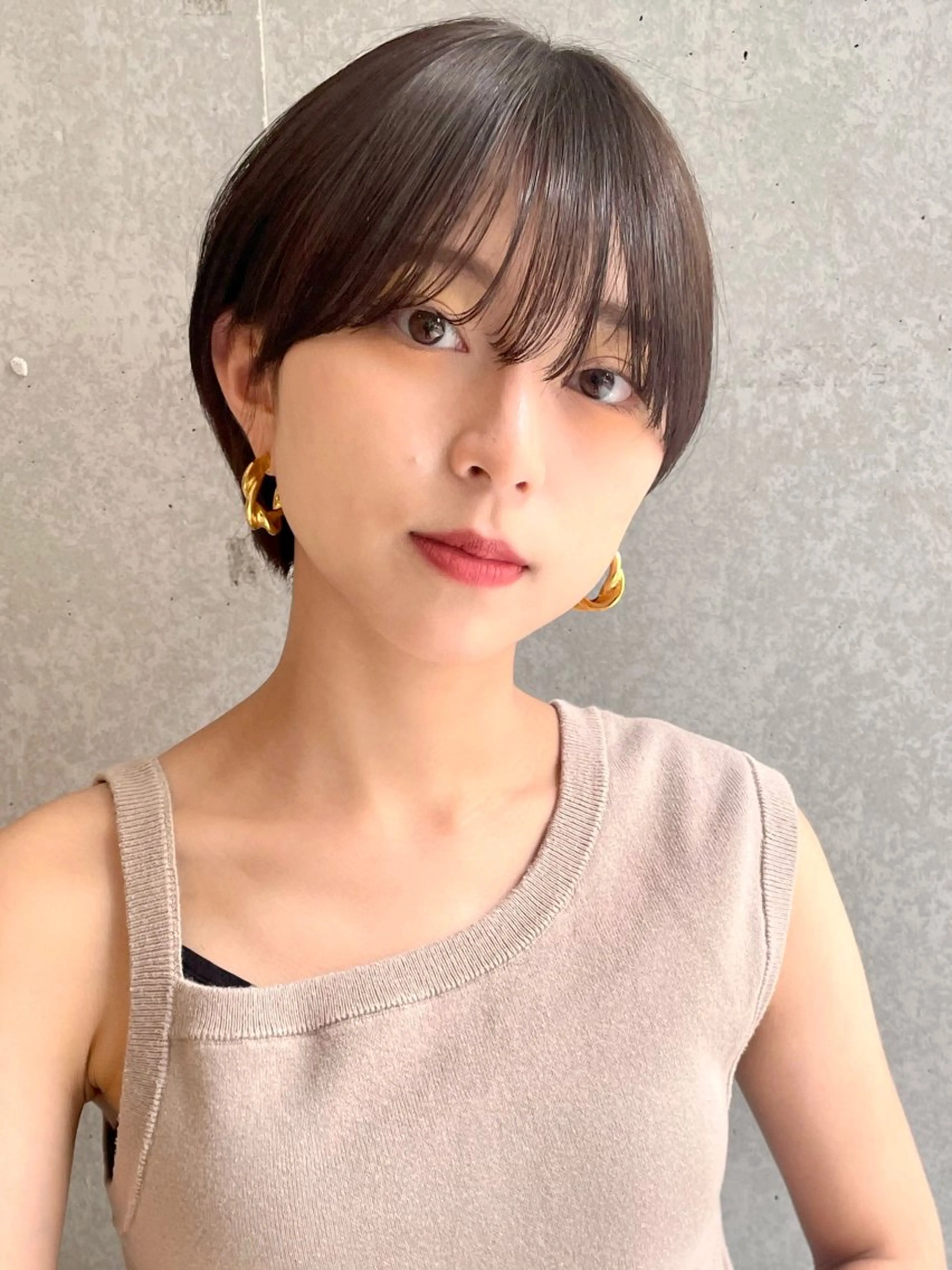 ショート カラー ショートボブ 丸みショート 透明感カラー ボブ ショートヘア レイヤー/韓国/ 顔周り/しんやのヘアスタイル