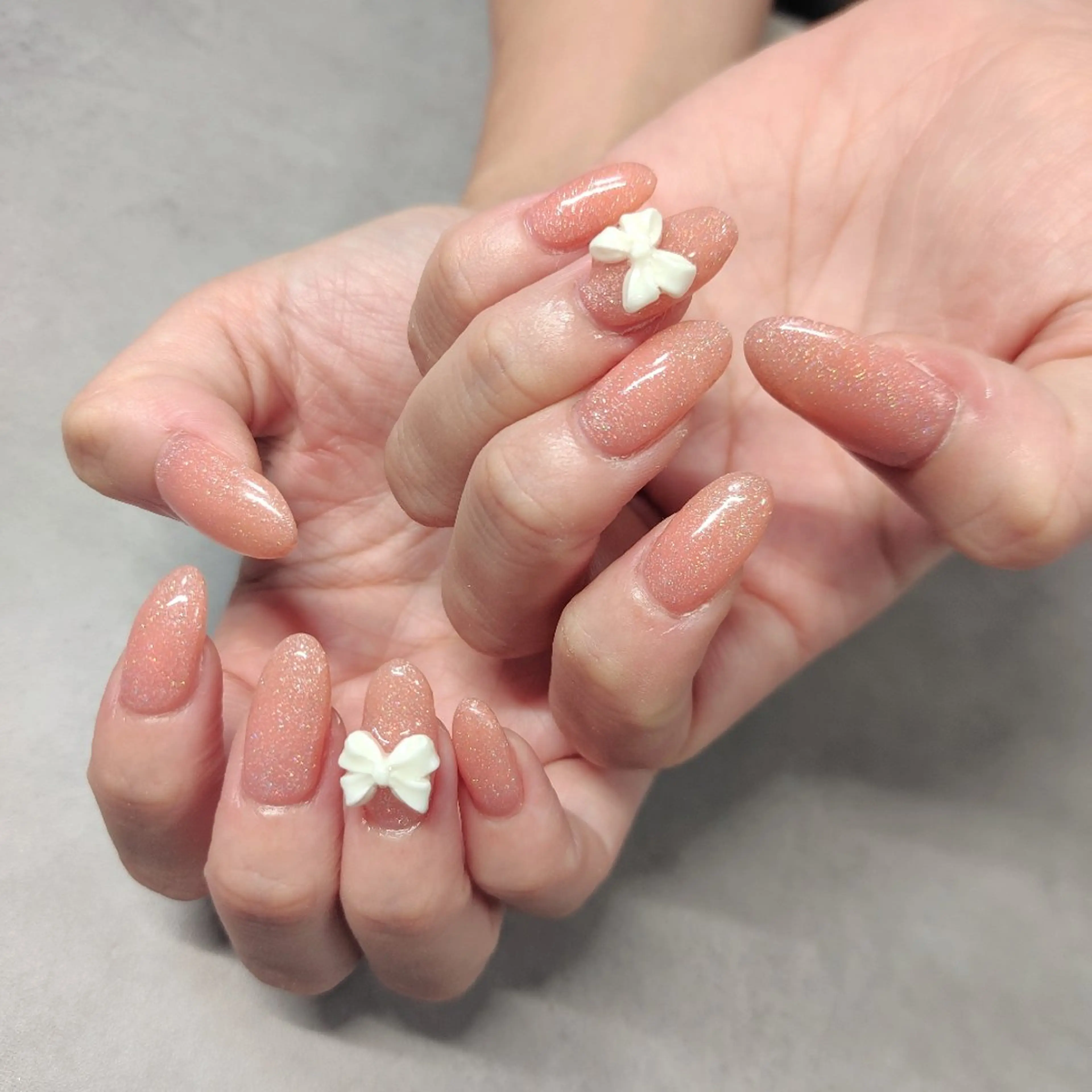 ネイル ワンカラーネイル リボン ハンドネイル KaNa Nailのネイルデザイン