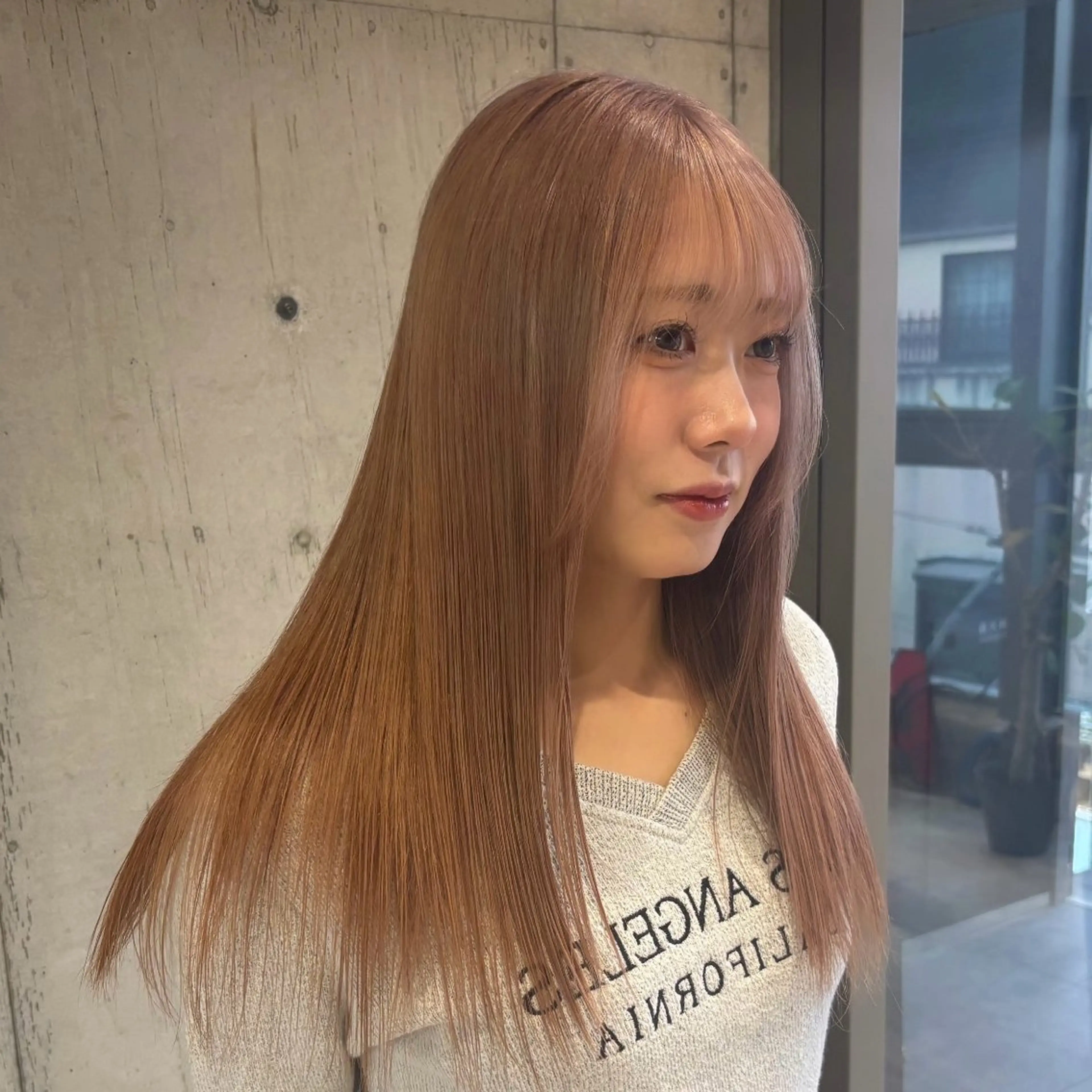 ロング カラー ヘアカラー トリートメント 🍎ハイトーン/ 透明感カラー🍎リオのヘアスタイル