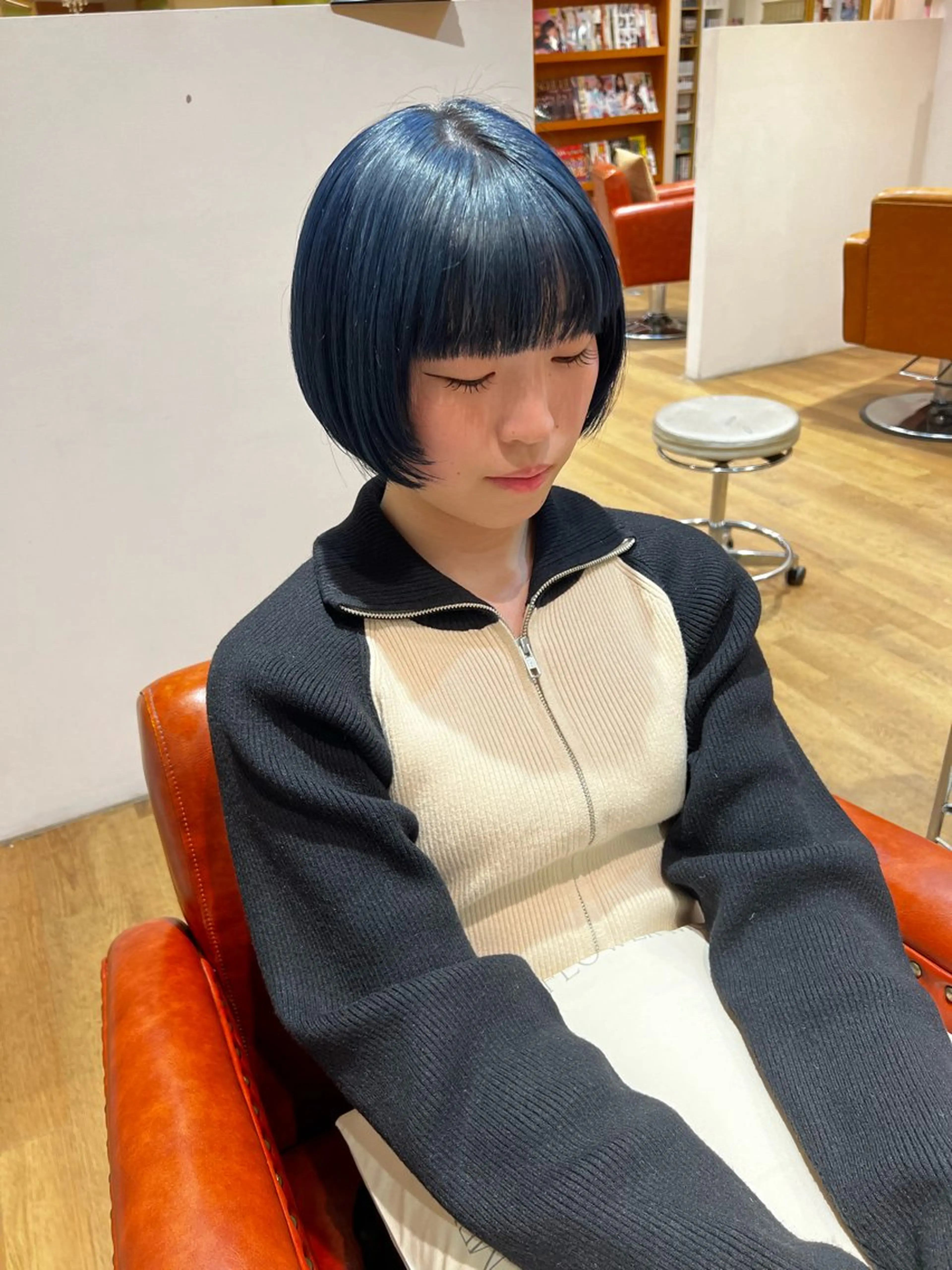ショート カラー Lita所属・Lita KANAのヘアスタイル