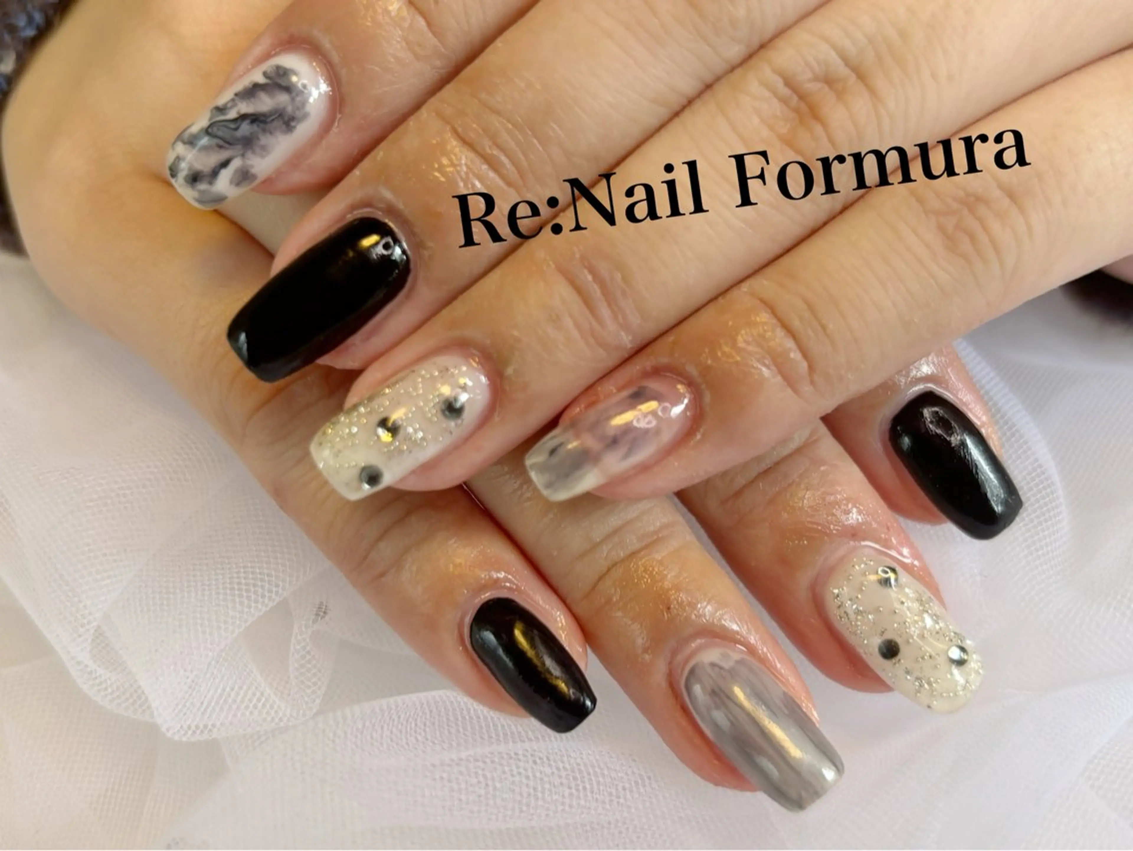 ミディアム ハンドネイル Re:Nail Formula所属・kido chieのネイルデザイン