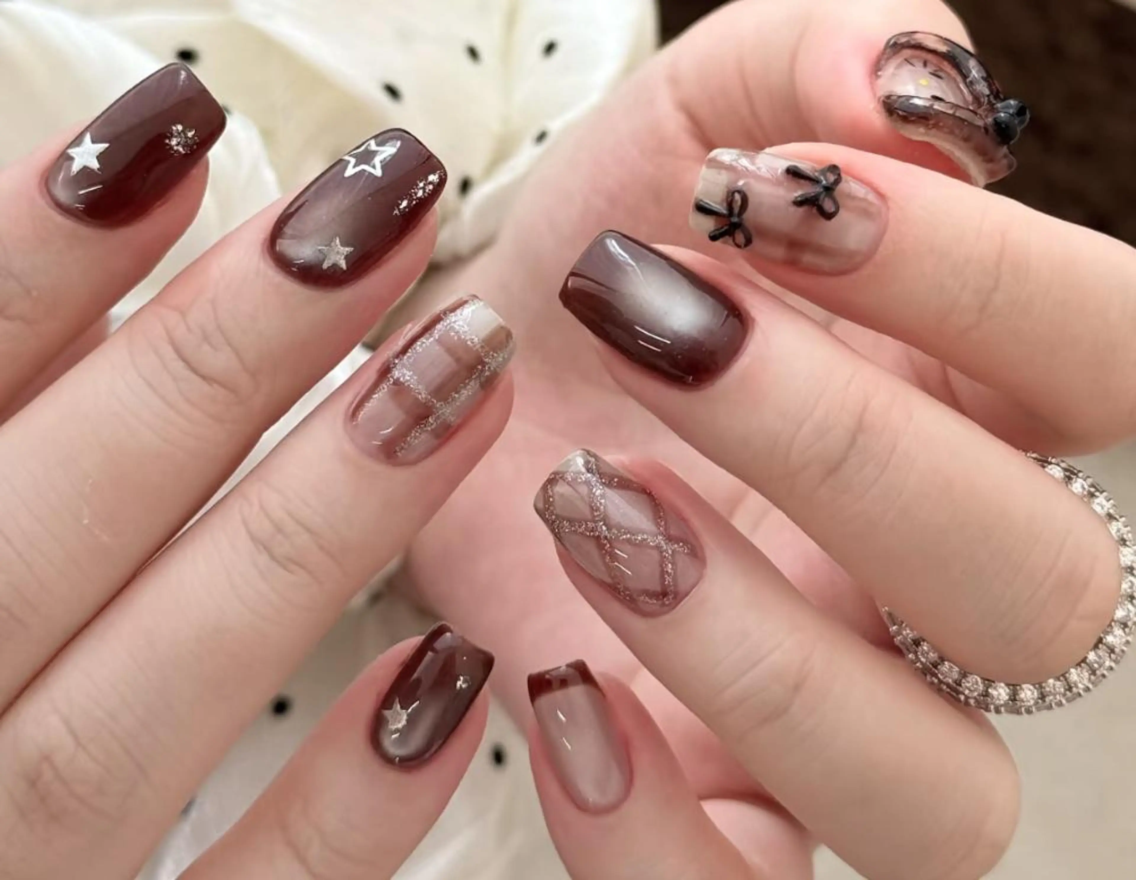 ネイル ハンドネイル ハンドケア 🍑 momo_nailのネイルデザイン