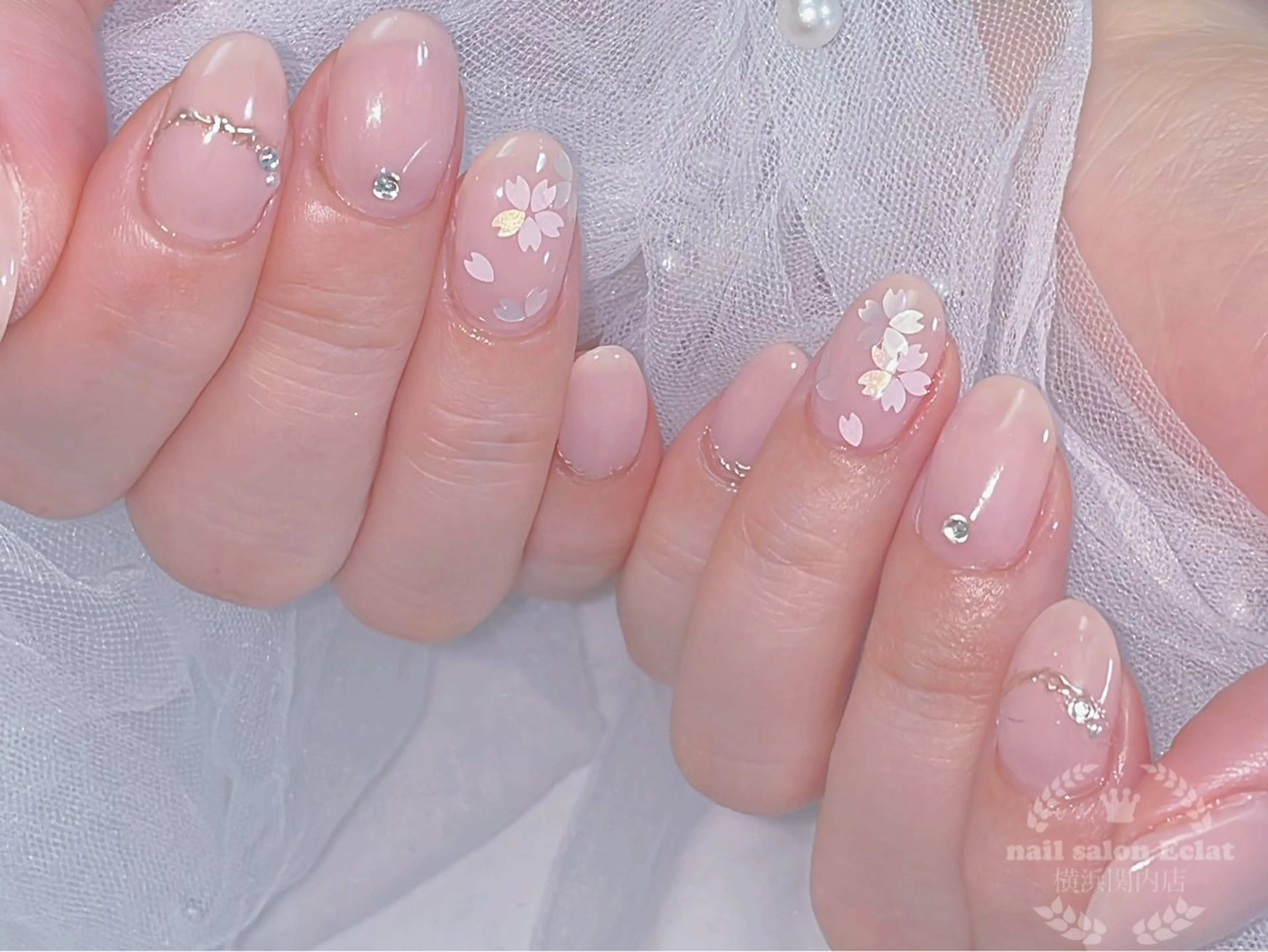 ネイル ハンドネイル ハンドケア ネイルサロンエクラ 🫧Shizukaのネイルデザイン