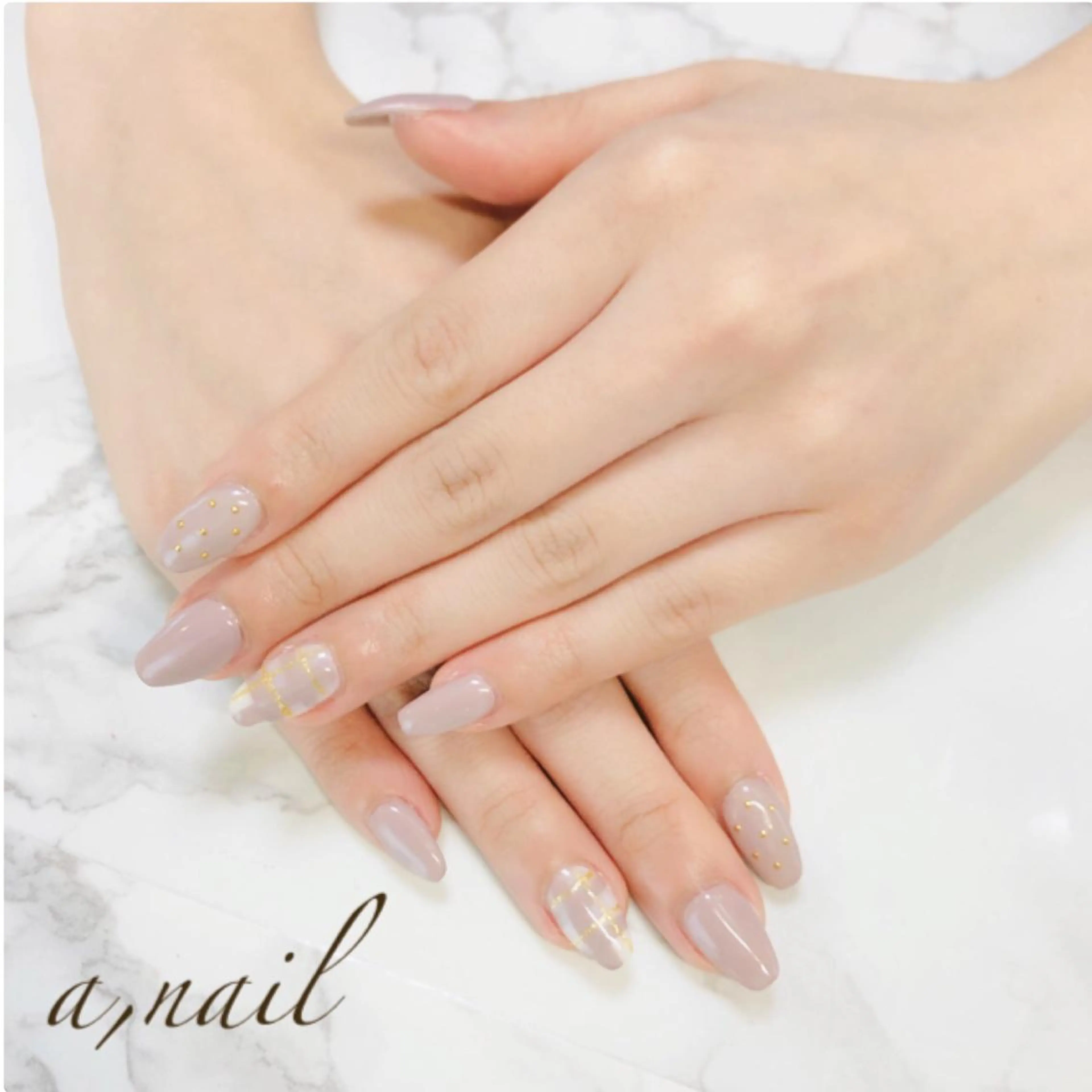 ネイル フットネイル ジェルネイル グラデーション ラメ(グリッター) ラメグラデーション ハンドネイル ネイルサロン エーネイルのネイルデザイン