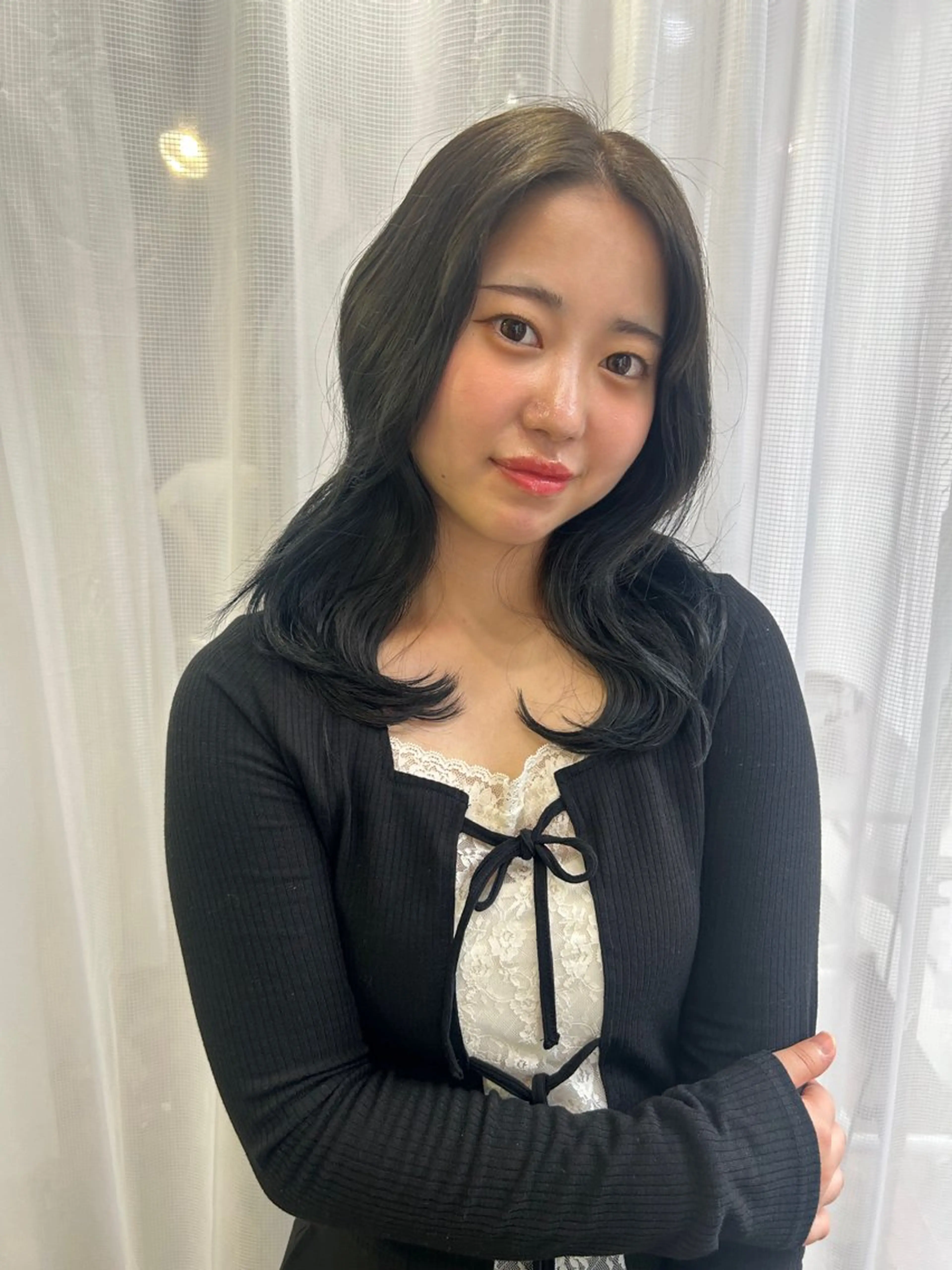 セミロング カラー ダブルカラー グレージュ オリーブグレージュ オリーブグレー ヘアカラー 【 pia 】 とものヘアスタイル