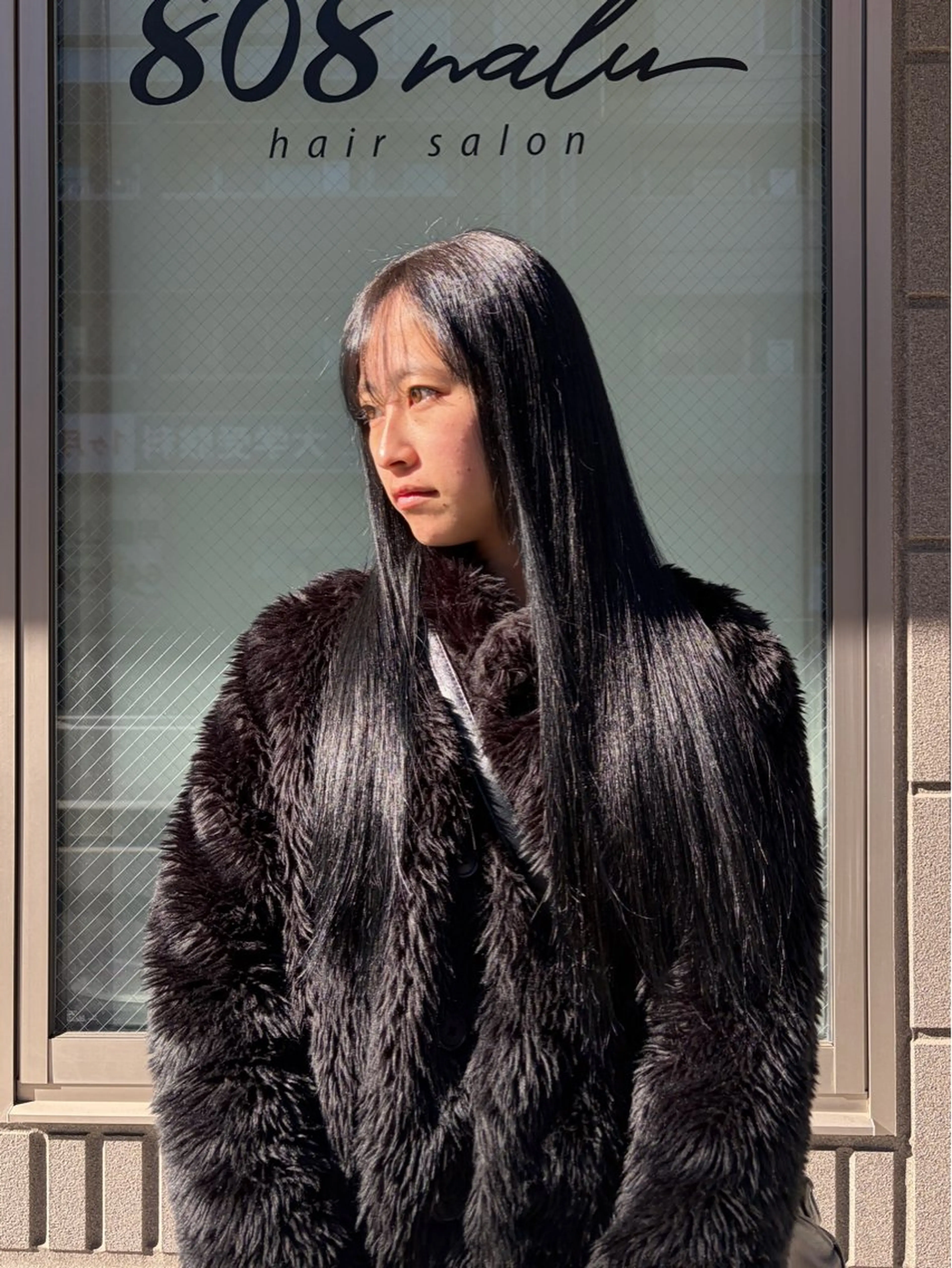 ロング カラー カット ヘアカラー トリートメント 荒井 茉凜のヘアスタイル