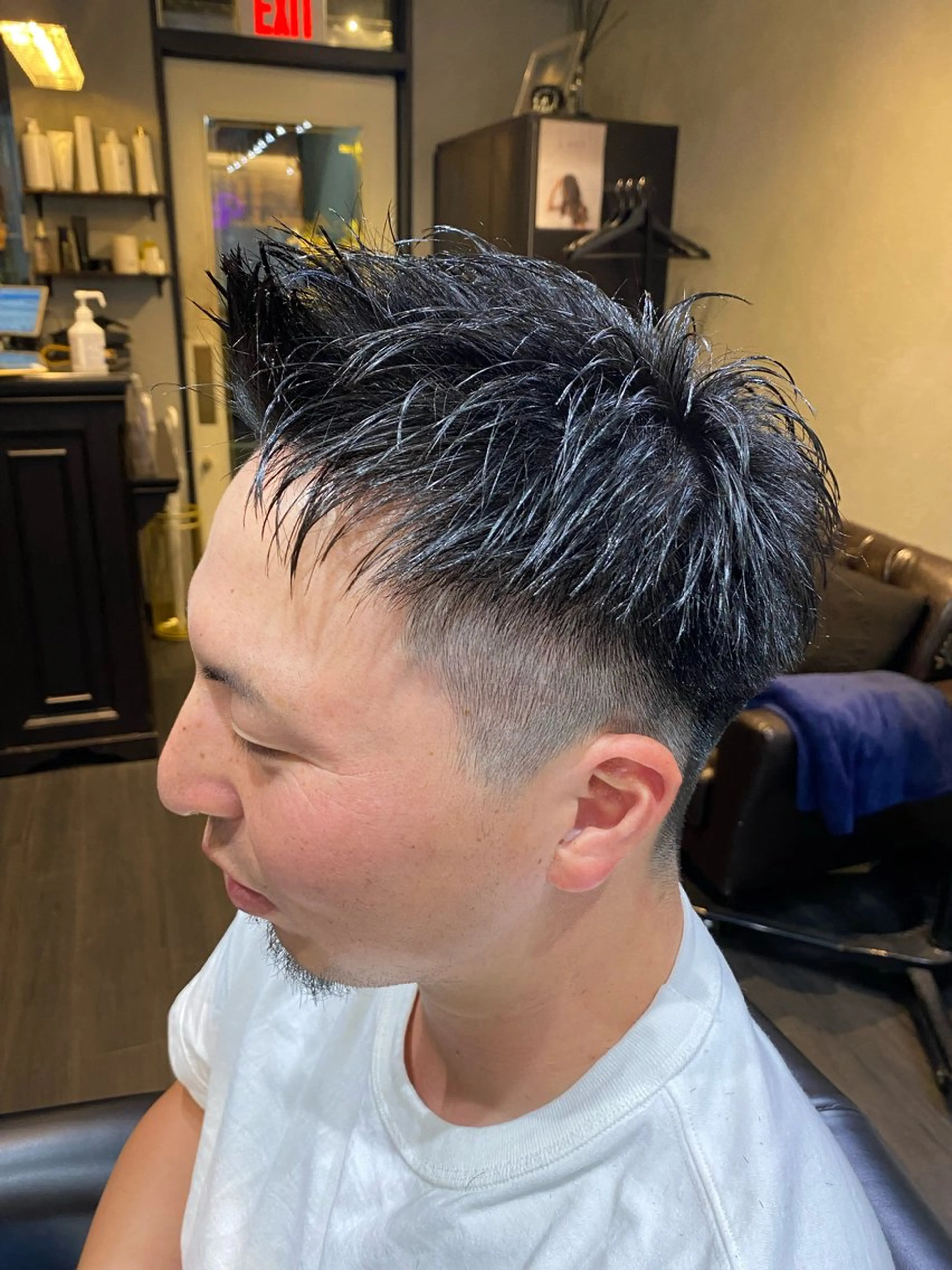 ショート カラー パーマ ヘアアレンジ メンズ キッズ HairSignature所属・ブリーチ指名神戸 No.1美容師RENのヘアスタイル