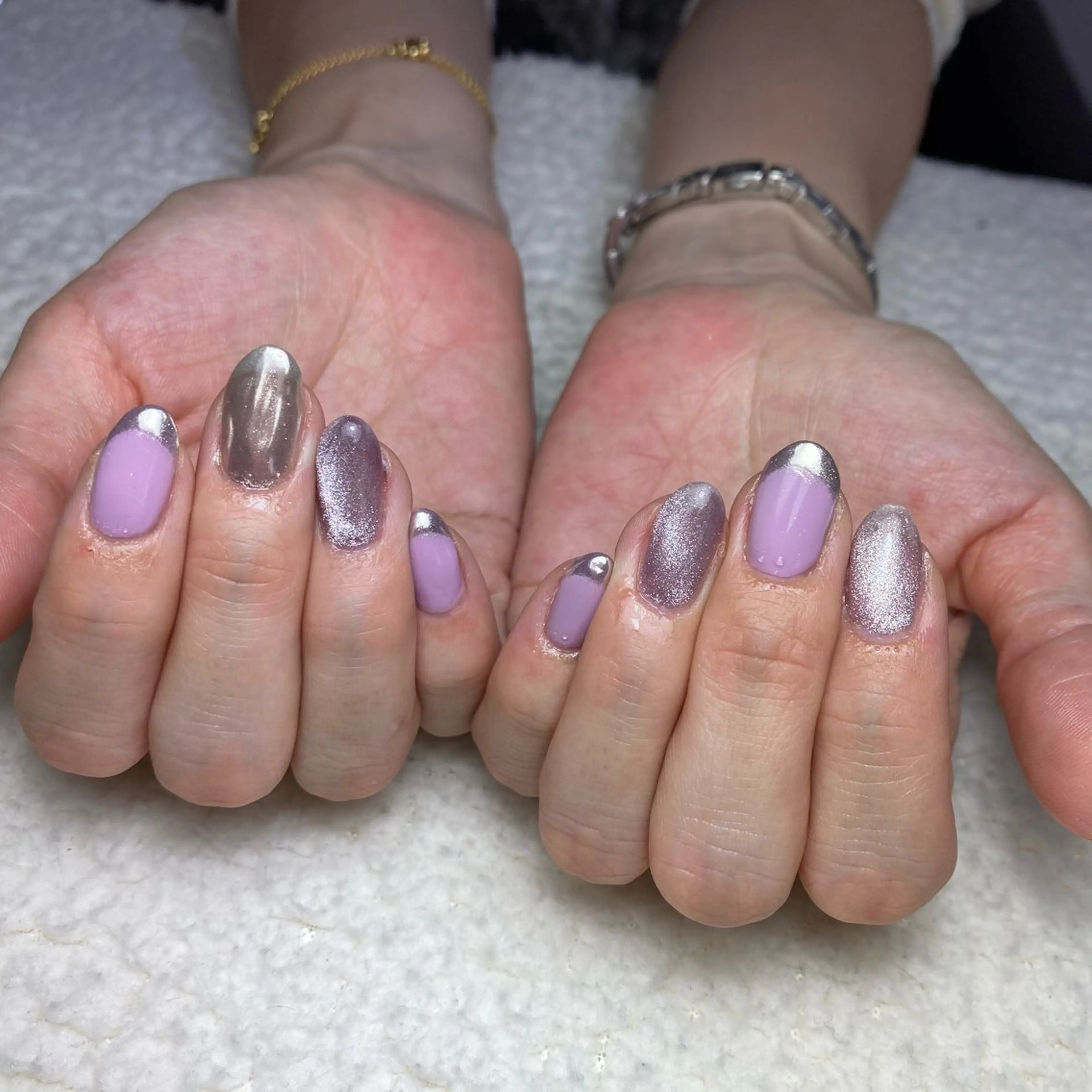 ネイル フレンチネイル マグネットネイル ミラーネイル パープル COCO+所属・COCO +のエステ・リラクイメージ