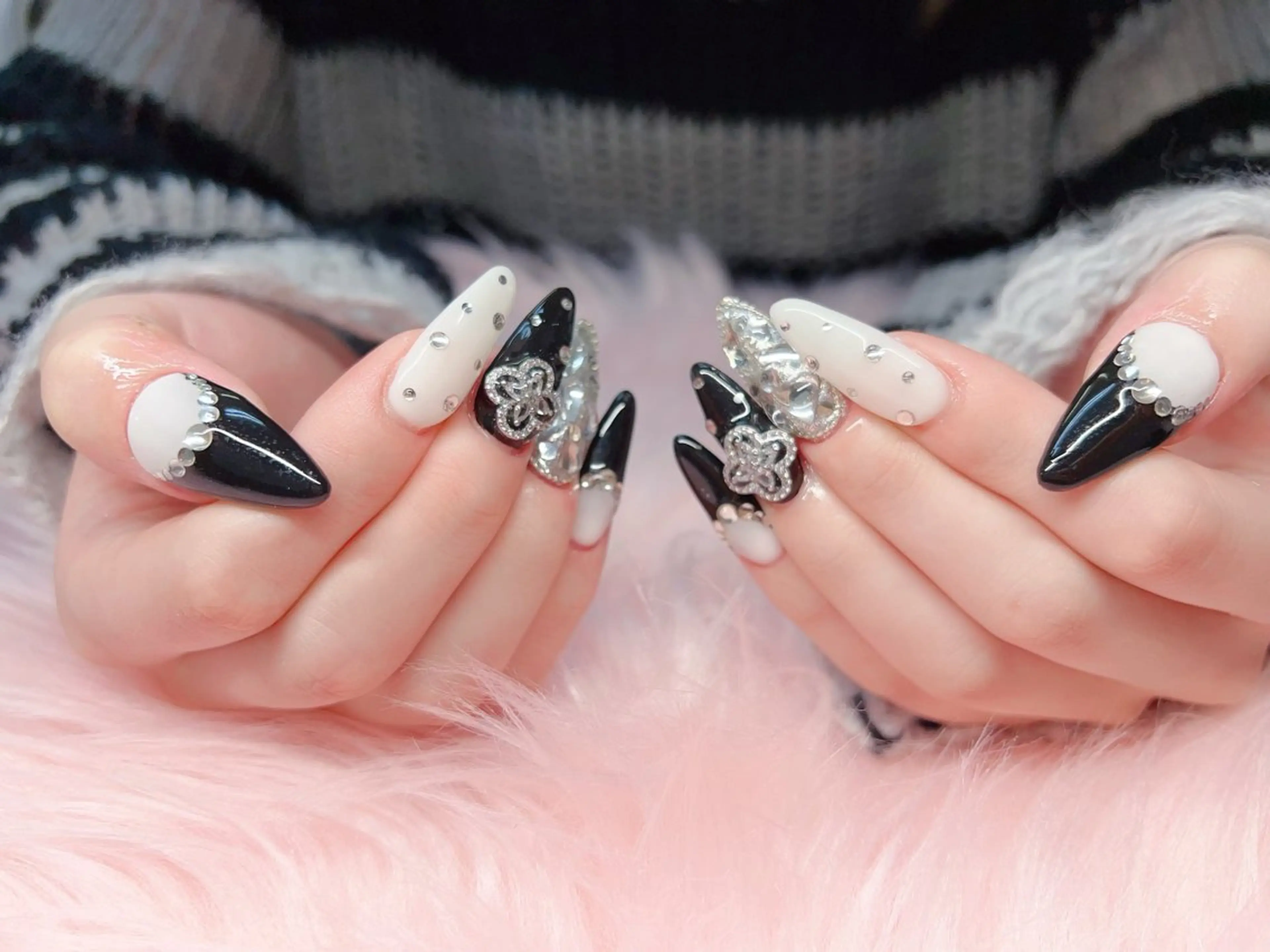 ネイル ハンドネイル ハンドケア 💜MIYA nail川崎店のネイルデザイン