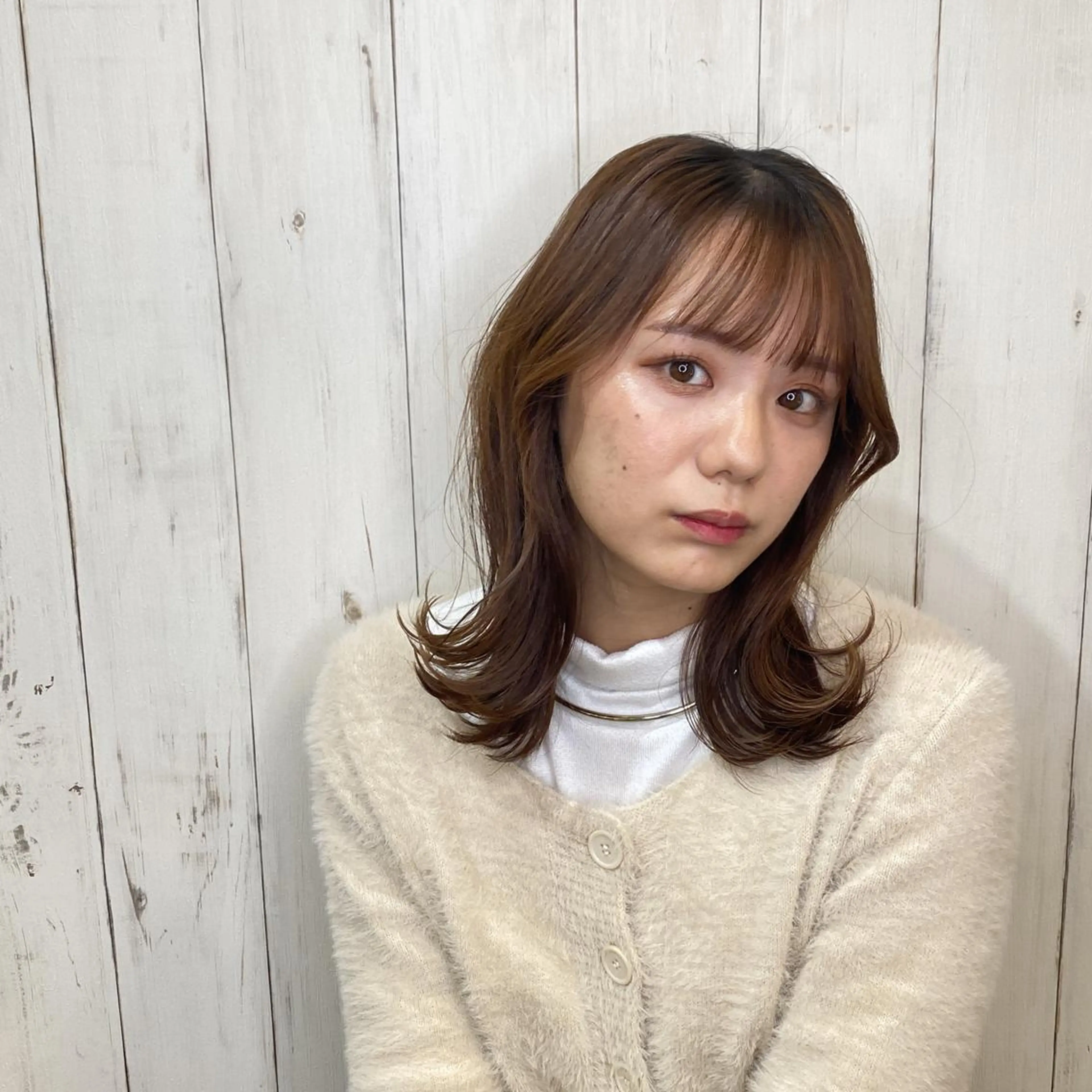 セミロング 髪質改善 ブリーチ fiti横須賀中央のヘアスタイル