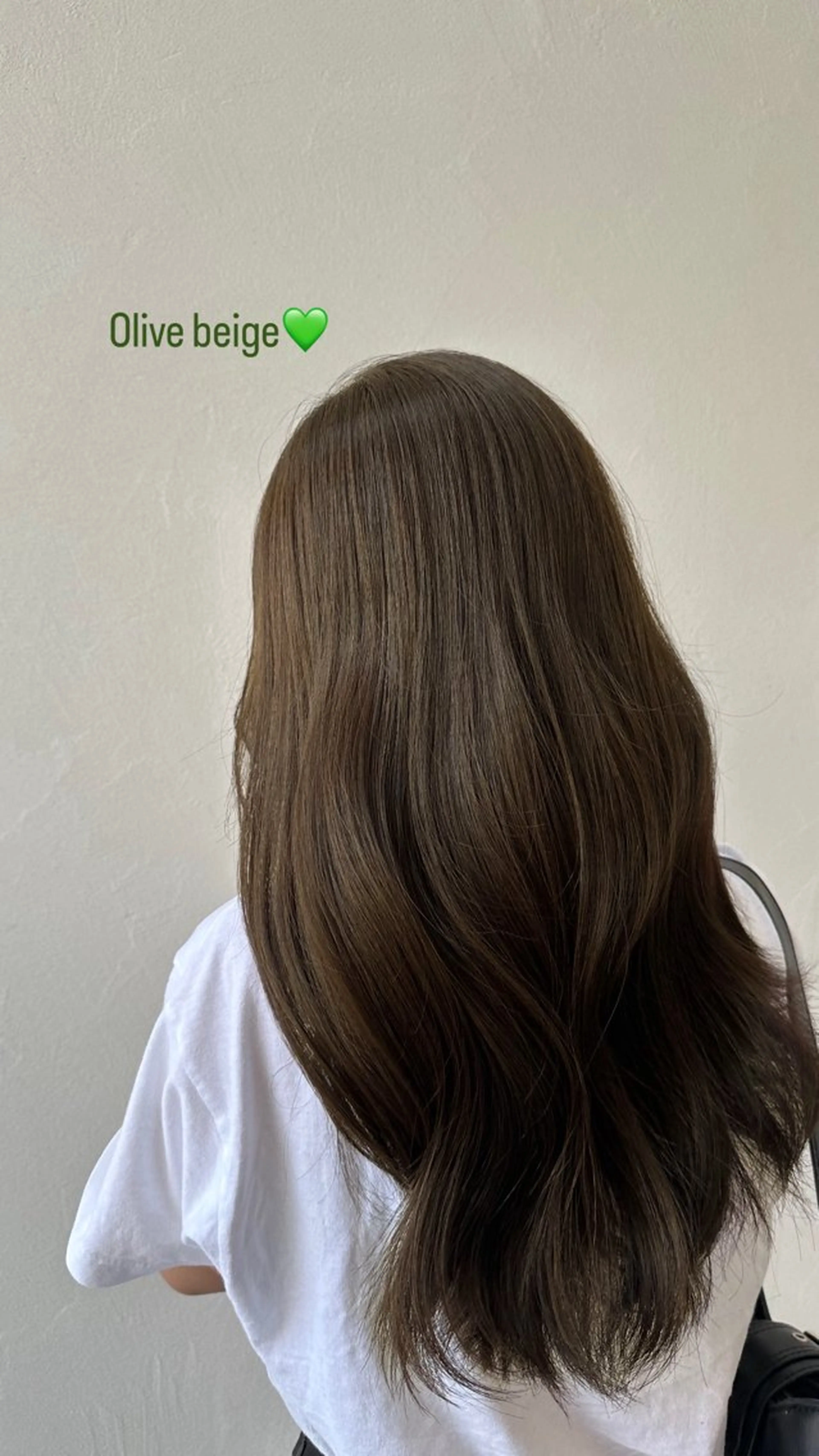 ロング カラー 透明感カラー 藤田 華奏のヘアスタイル