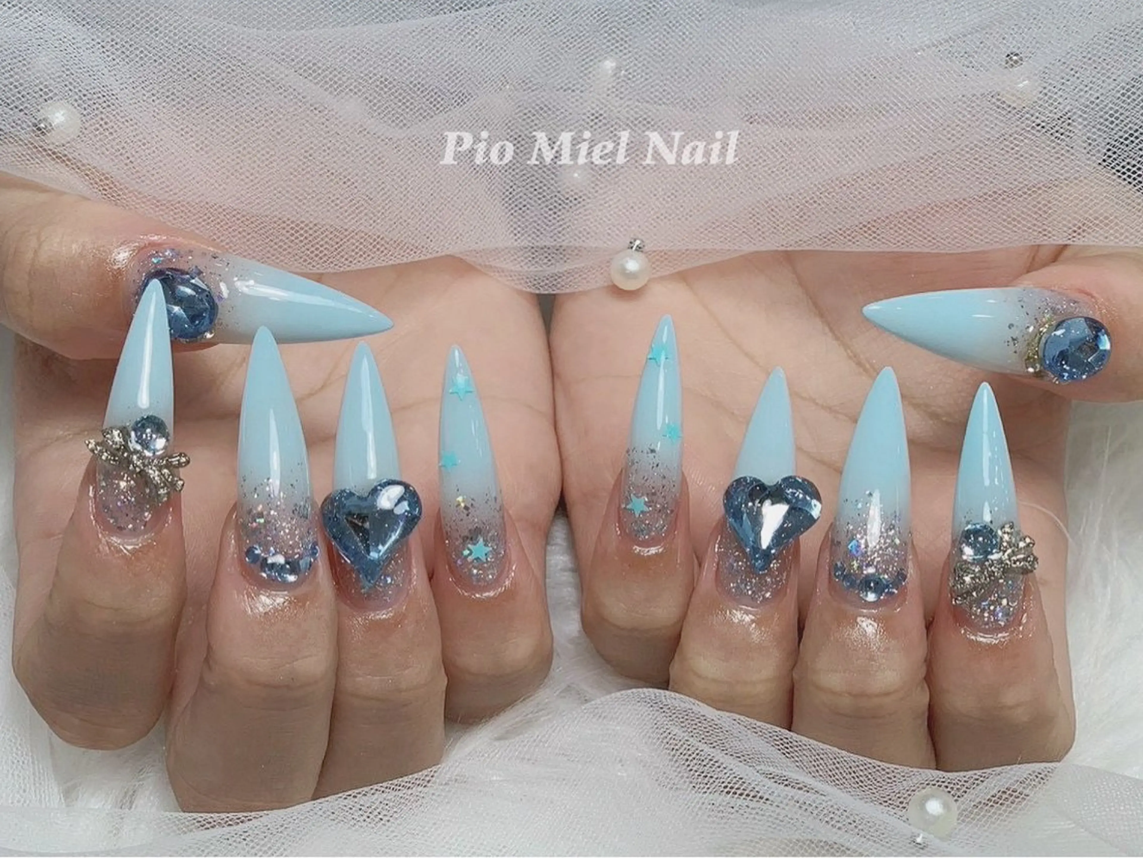 パーマ ハンドネイル HANA 長さだしのネイルデザイン