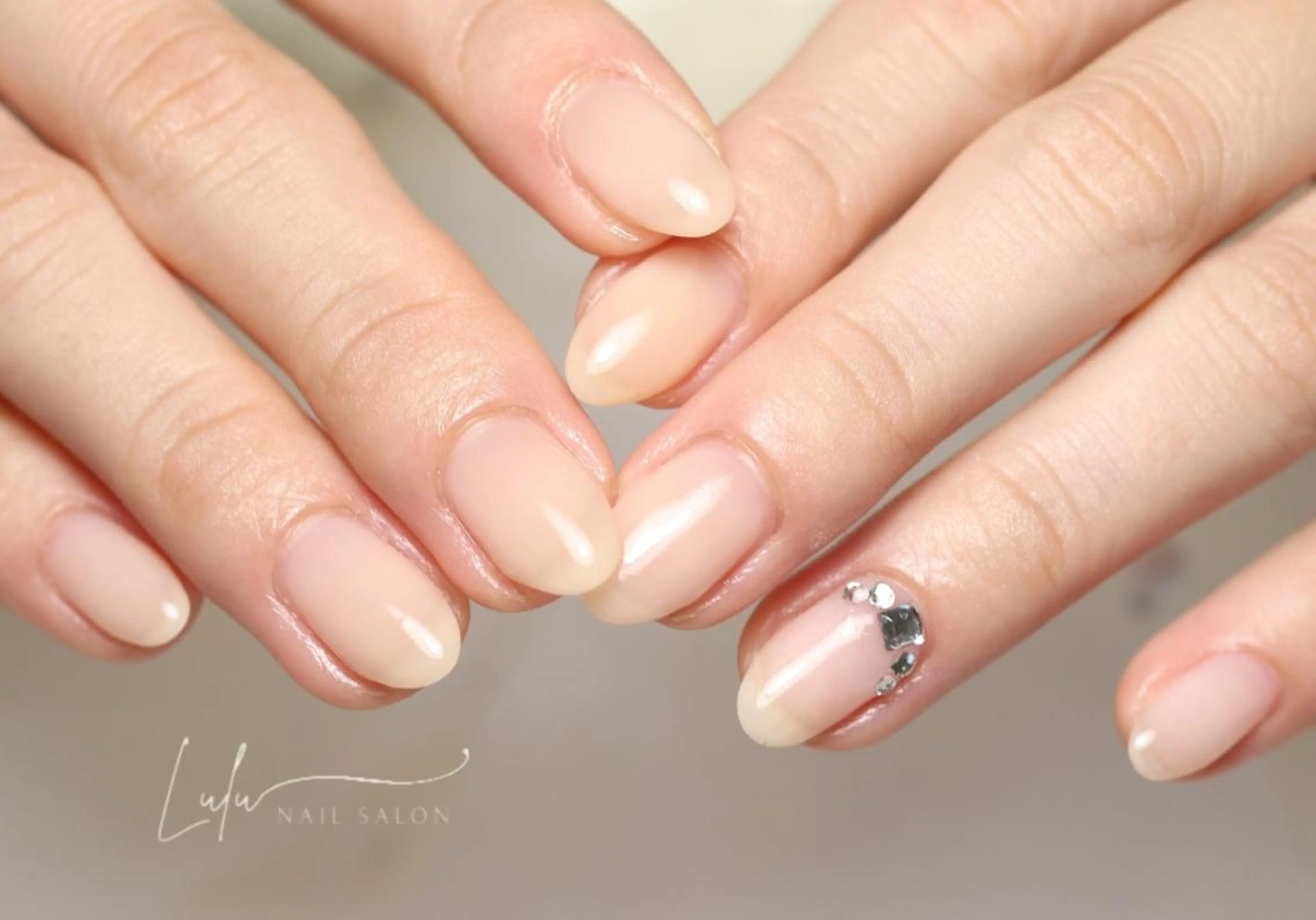 ネイル ハンドネイル Lulu nail salon 南堀江店所属・西村 あやかのネイルデザイン