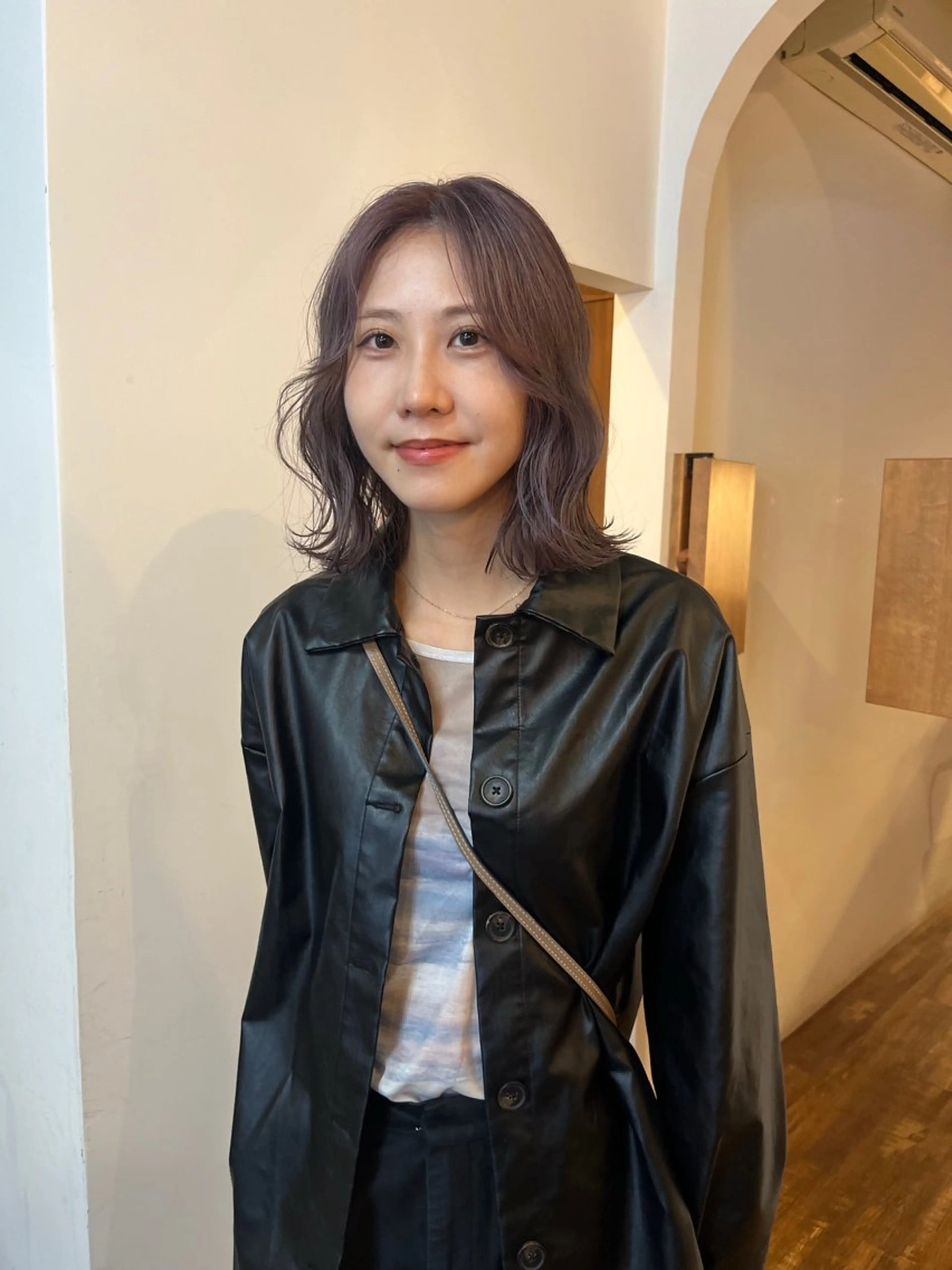 ミディアム カラー ブリーチ ダブルカラー グレージュ ハイトーンカラー ラベンダーカラー ヘアカラー ケアブリーチ/ボブ/ honoのヘアスタイル