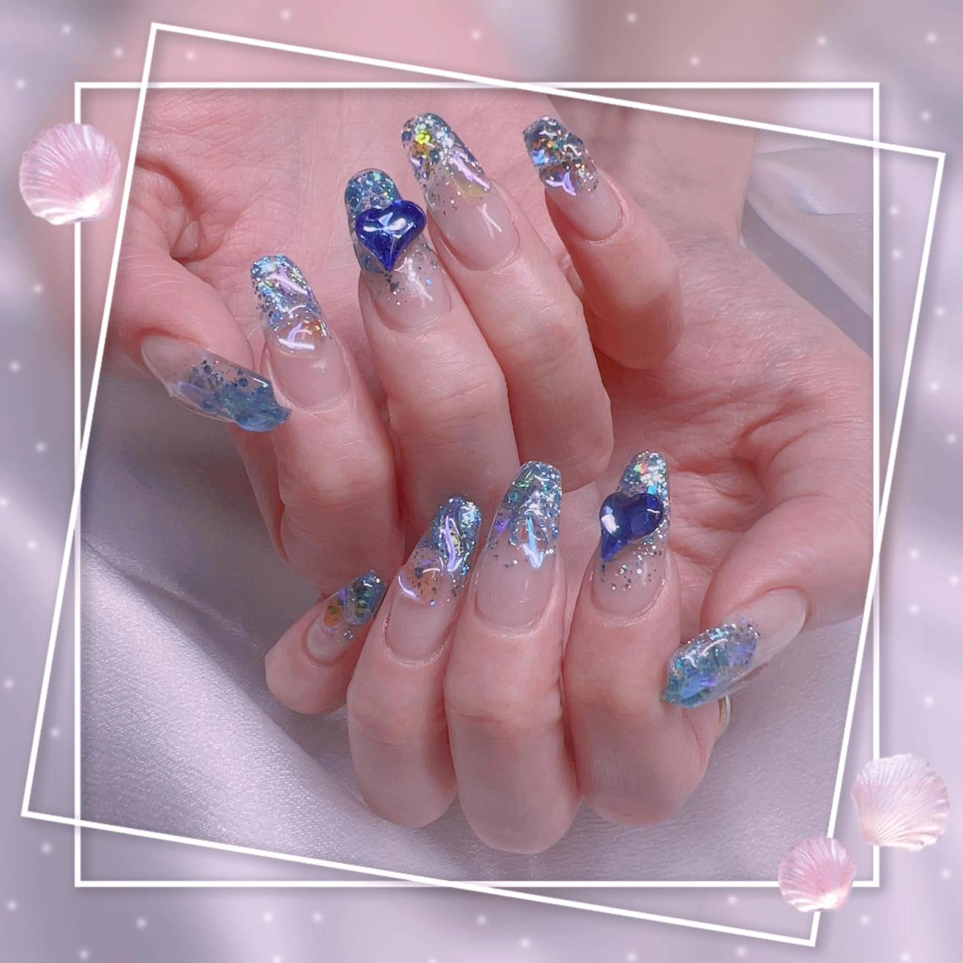 ネイル フレンチネイル キラキラネイル 韓国ネイル マグネットネイル マグネットフレンチ Chill Nailsalonのネイルデザイン