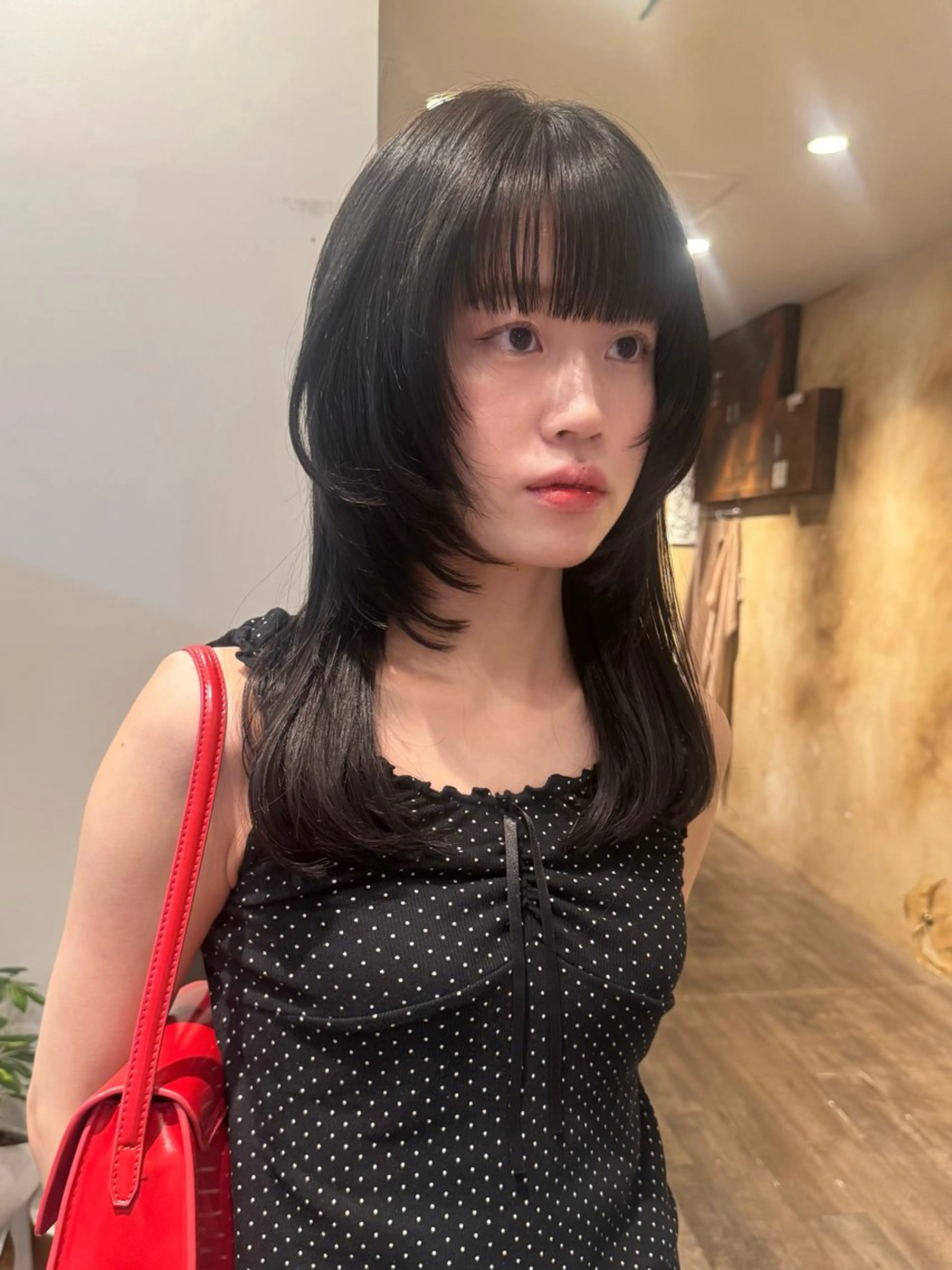 ロング ハッシュカット 韓国風ヘア カット lot Karen / 心斎橋のヘアスタイル