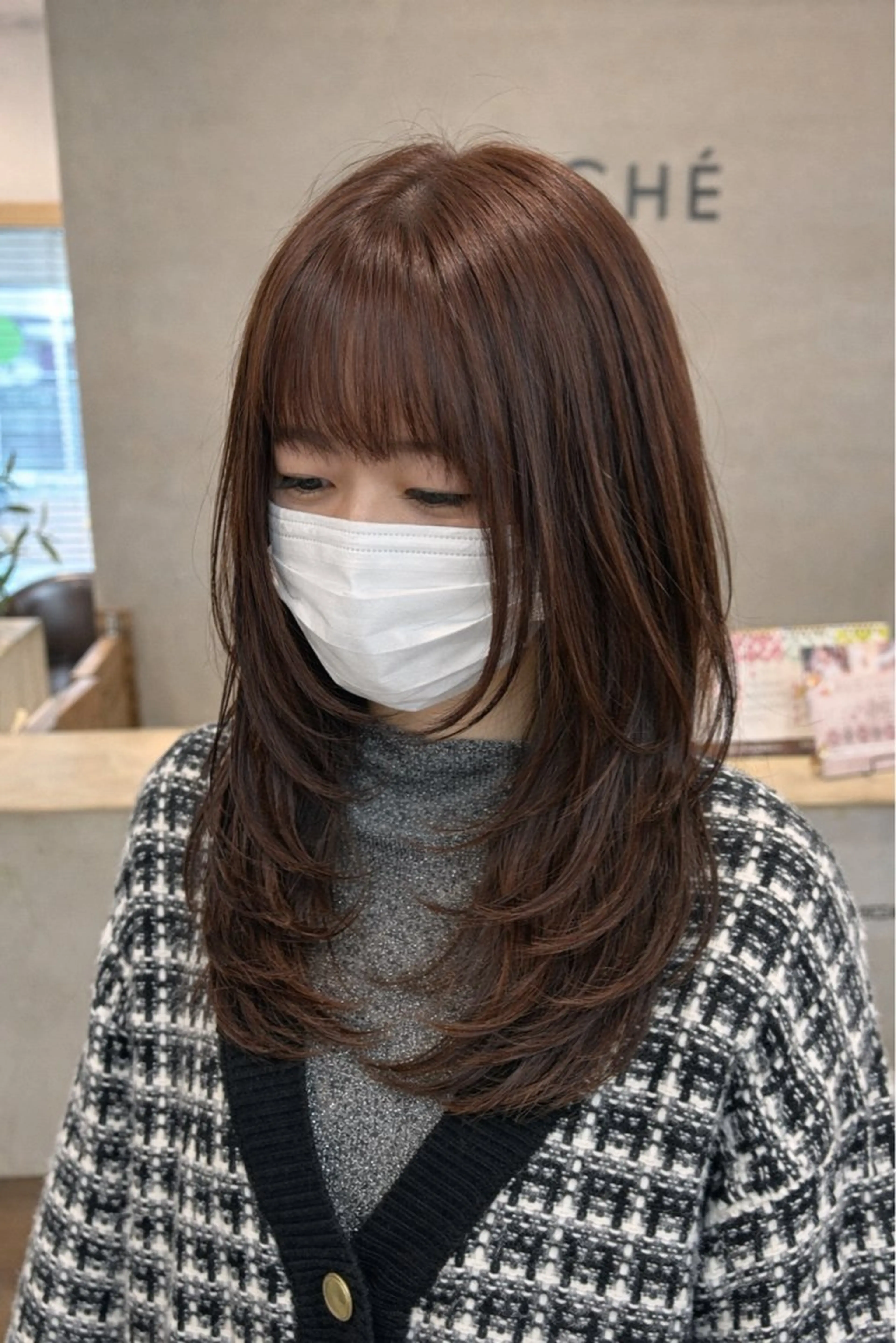ロング レイヤーカット カット ヘアカラー 穐山 翔也のヘアスタイル