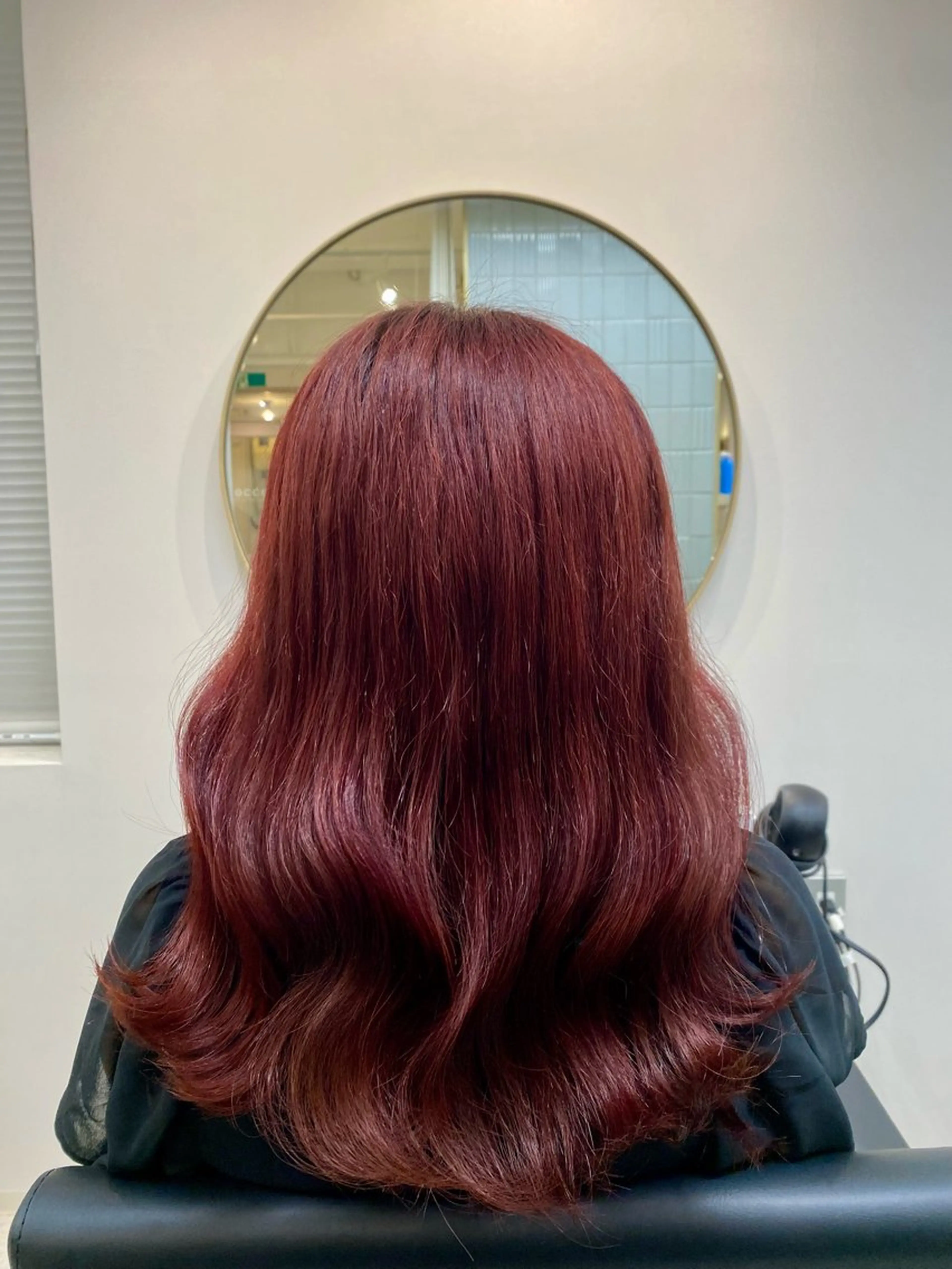 ミディアム カラー レッドカラー 韓国🇰🇷艶髪 ケアカラーSHURIのヘアスタイル