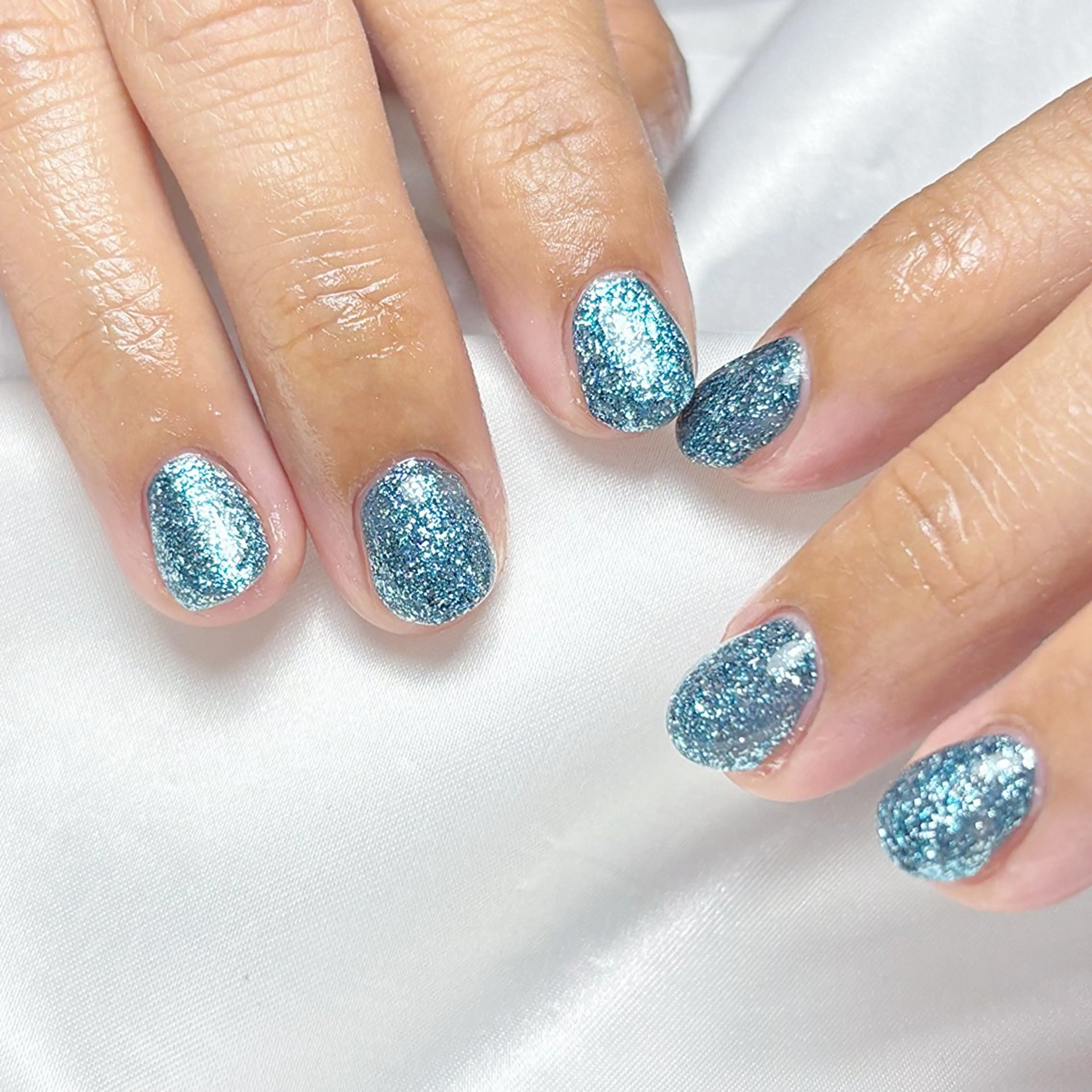 ネイル ブルー ラメ(グリッター) Ray nail   WAKA️🫧のネイルデザイン