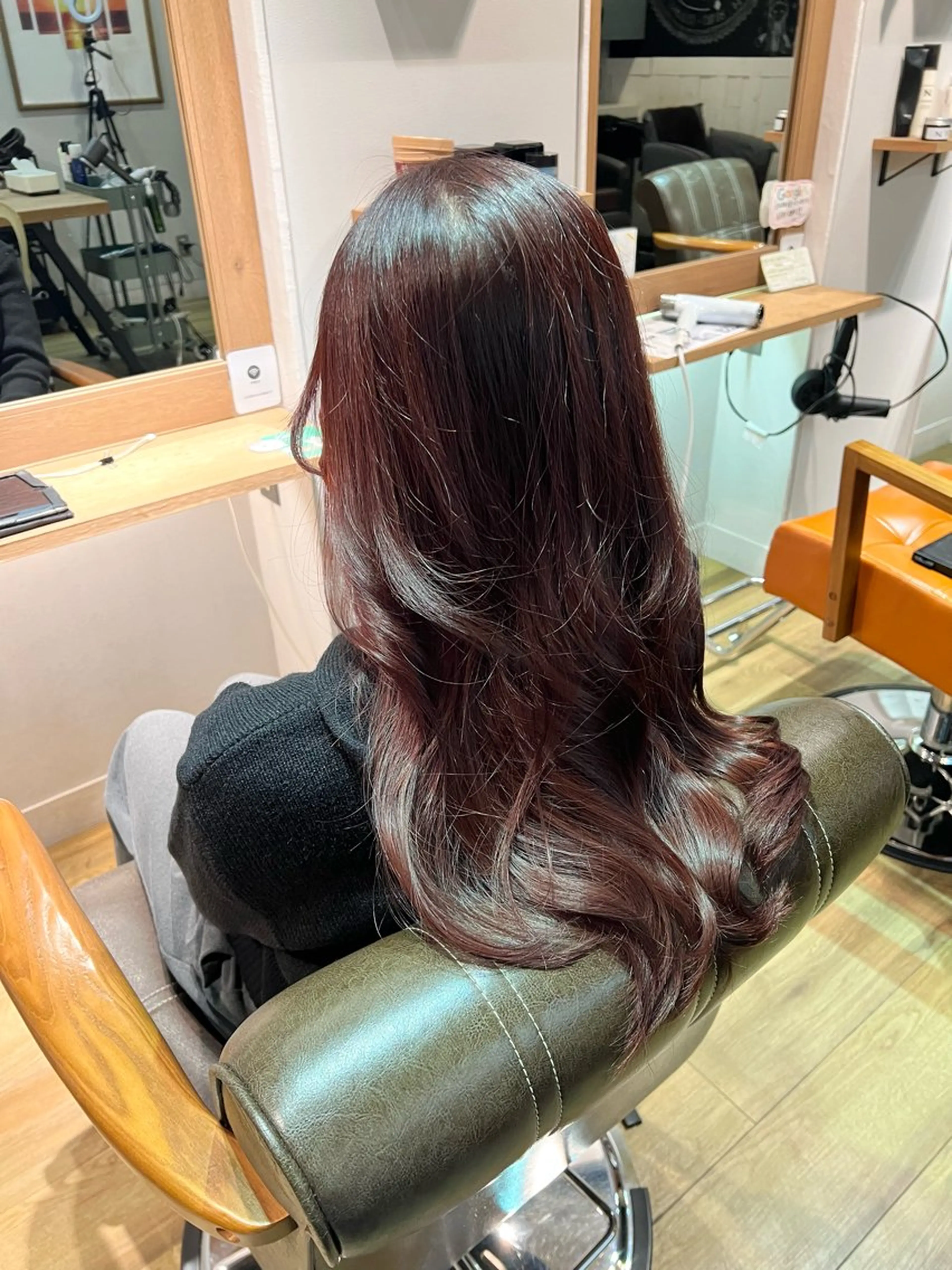 ロング カラー ブラウンカラー ピンクカラー ピンクブラウン ヘアカラー トリートメント ツキダテ ユイのヘアスタイル