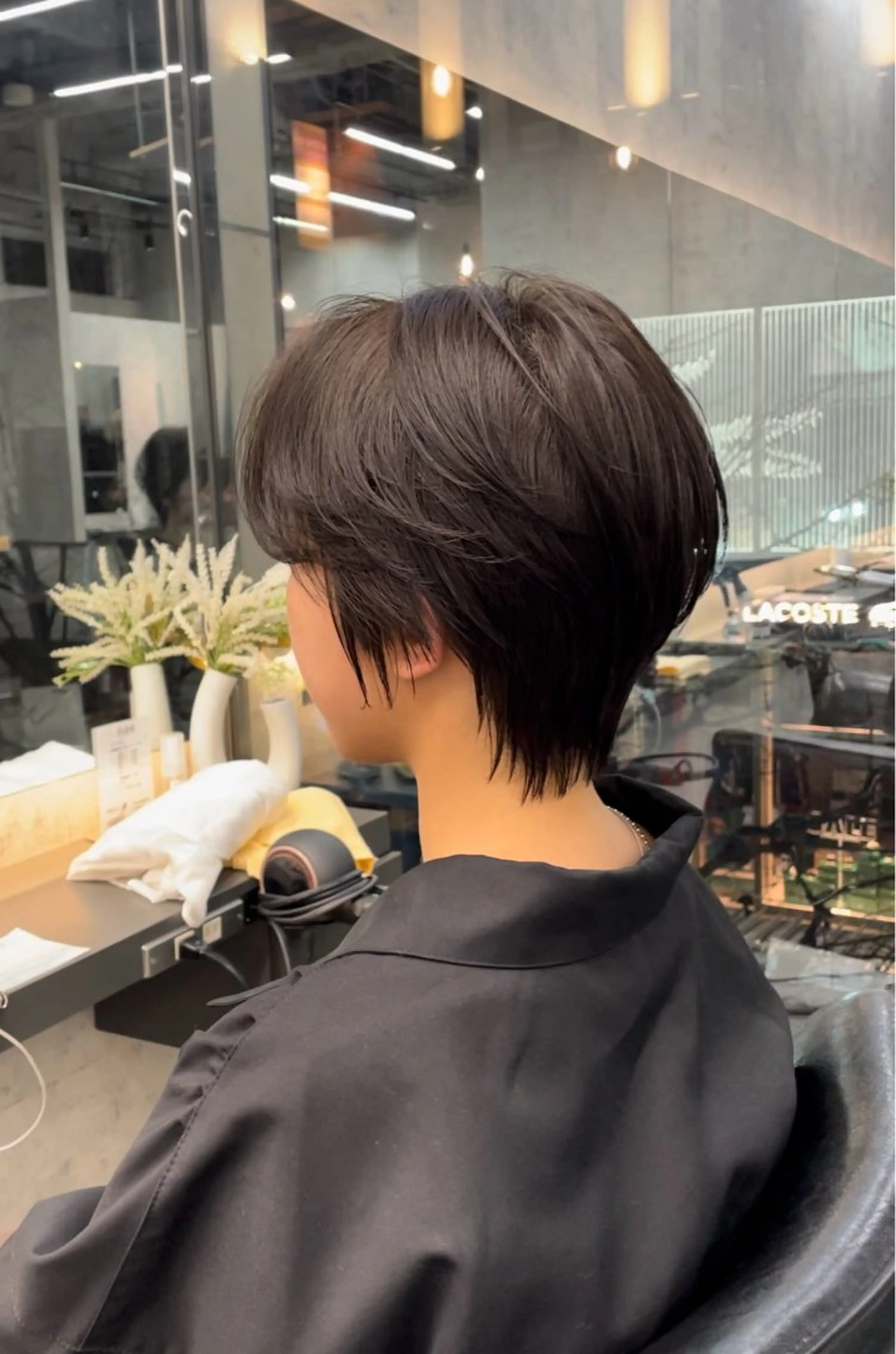 ショート カラー カット ヘアカラー トリートメント レイヤー×顔周 り×髪質改善/MIUのヘアスタイル