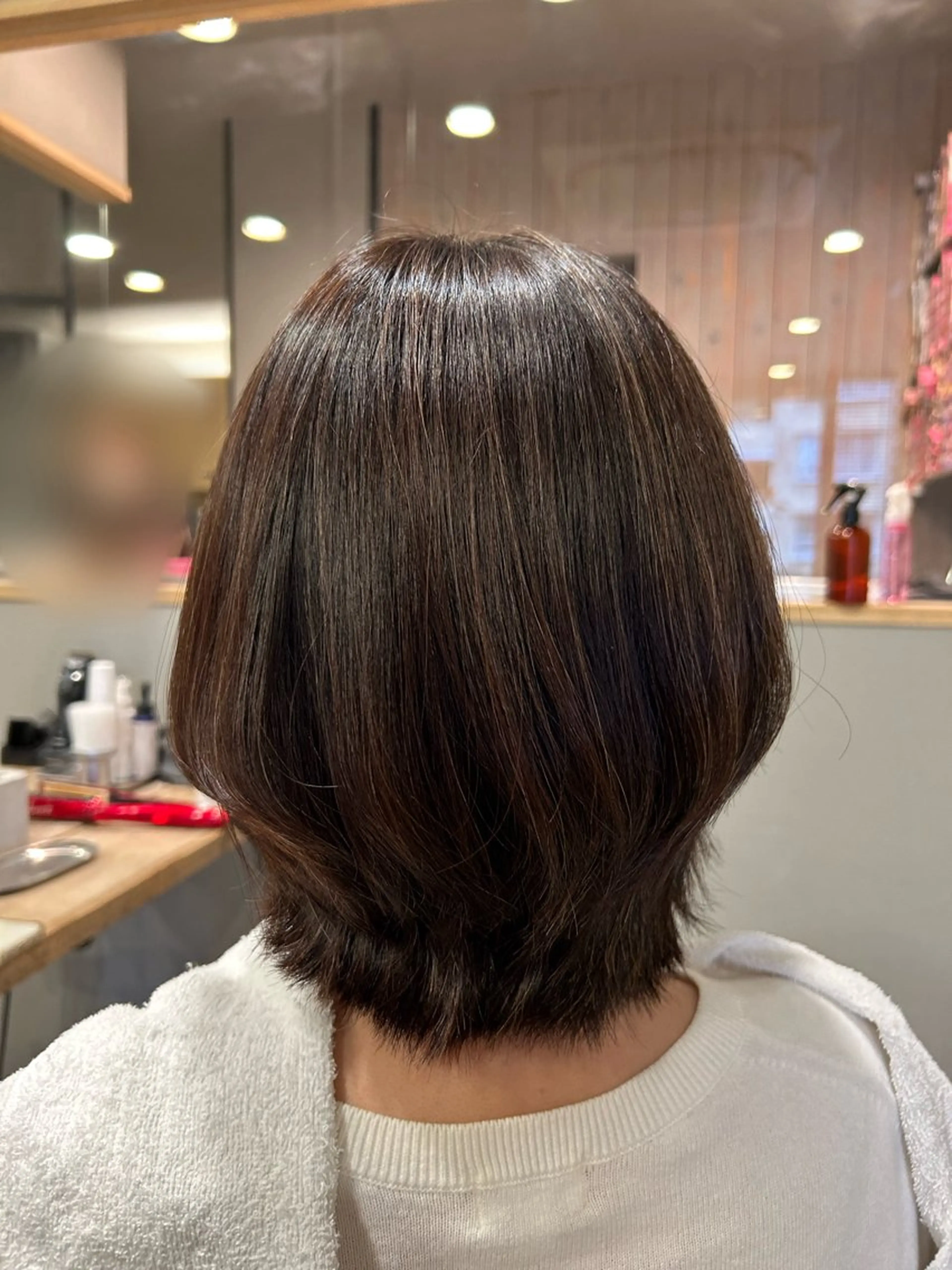 ショート 外ハネヘア 南條 しほのヘアスタイル