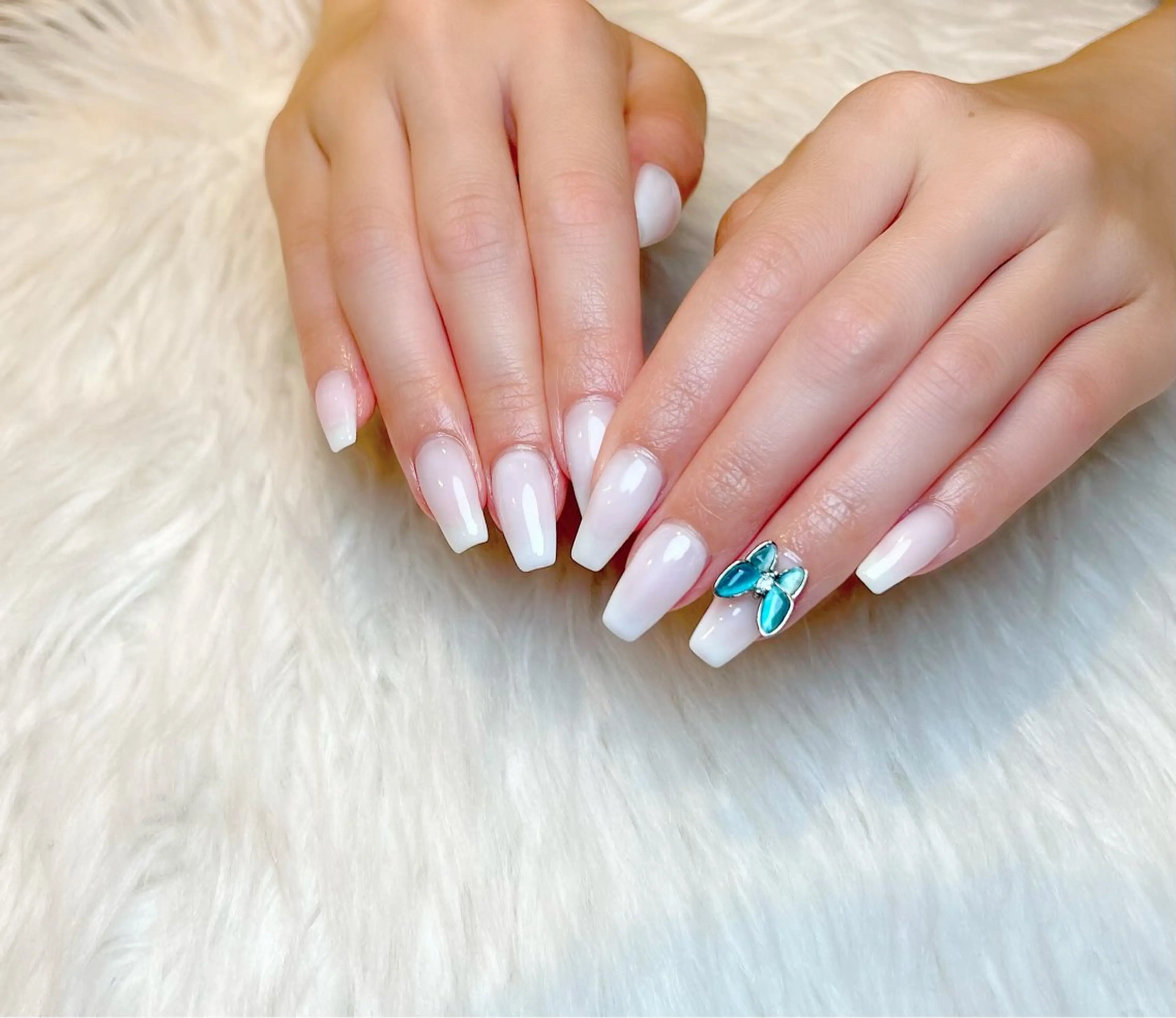 ネイル Lino+ ネイル&よもぎ蒸しのネイルデザイン