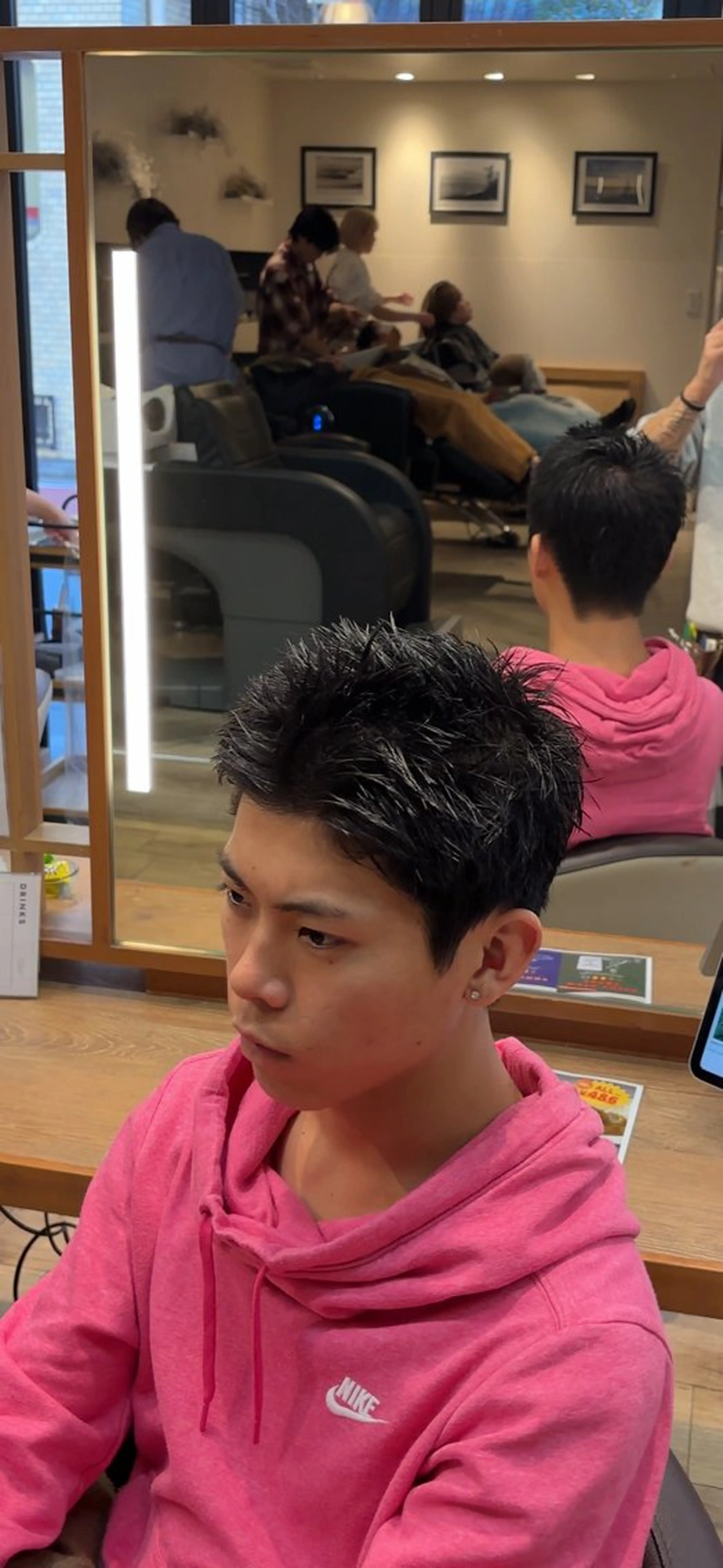 ショート メンズ カット 洛樹 /海外風ヘアー /フェード/パーマのヘアスタイル