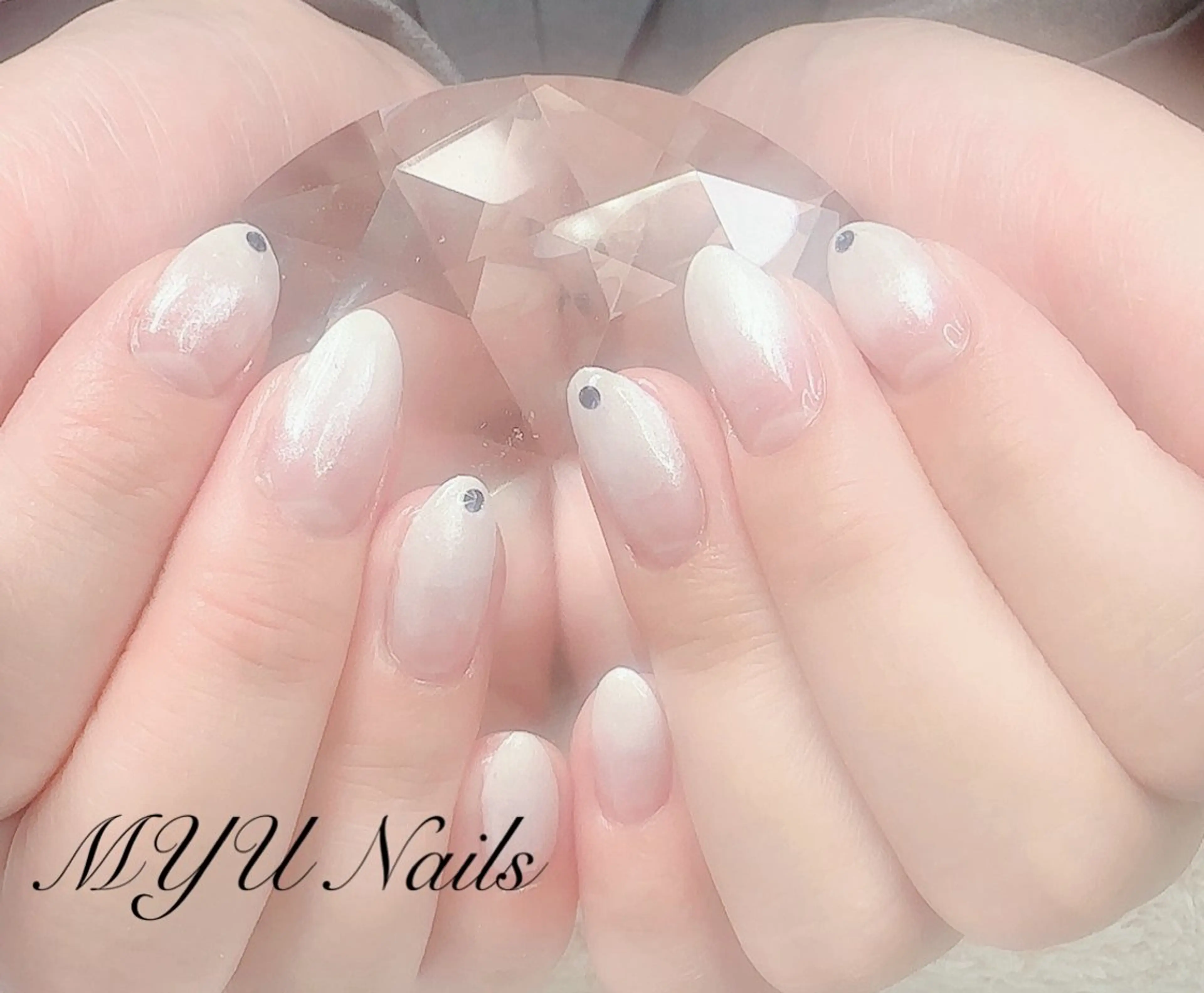 ネイル ジェルネイル 持ち込み パラジェル ストーンネイル ハンドネイル MYU Nails所属・MYU Nailsのネイルデザイン
