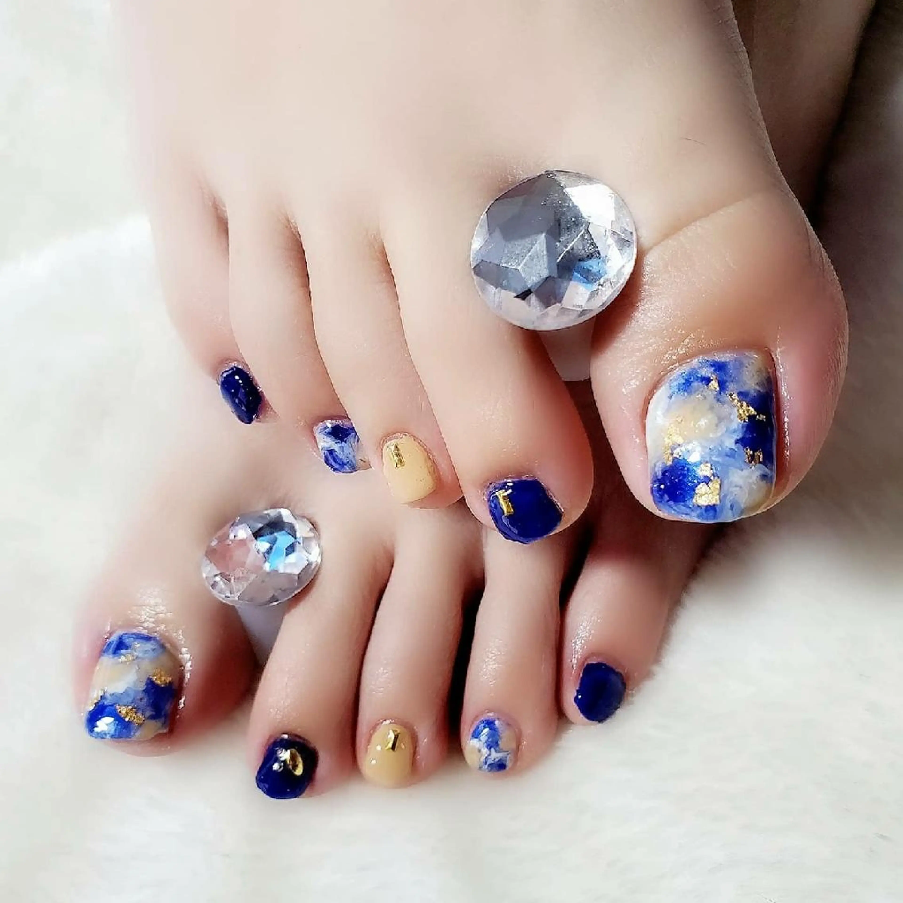 ネイル ウルシャンティ所属・ウル シャンティのネイルデザイン