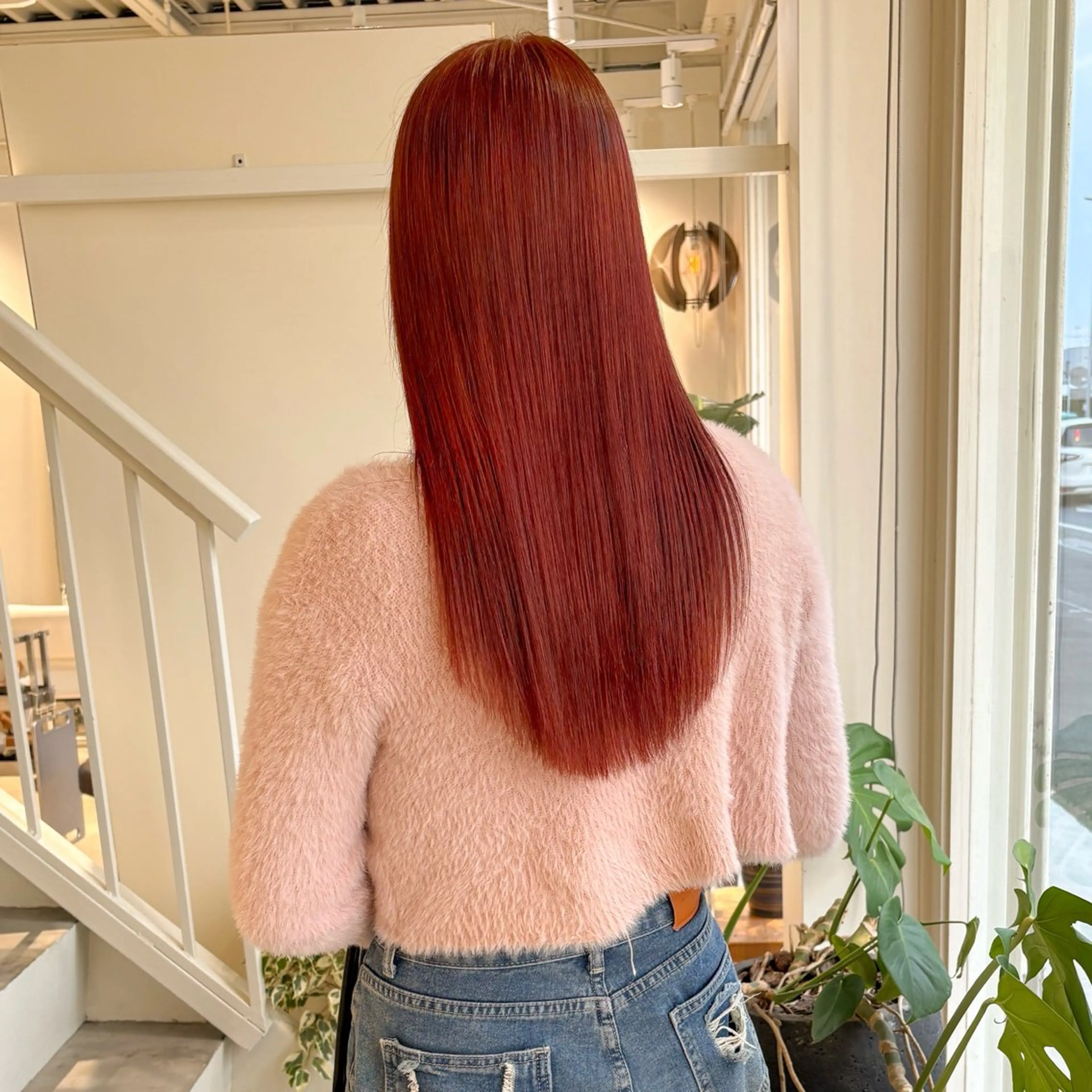 ロング カラー ブリーチ 透明感カラー レッドカラー 安西 香利奈のヘアスタイル