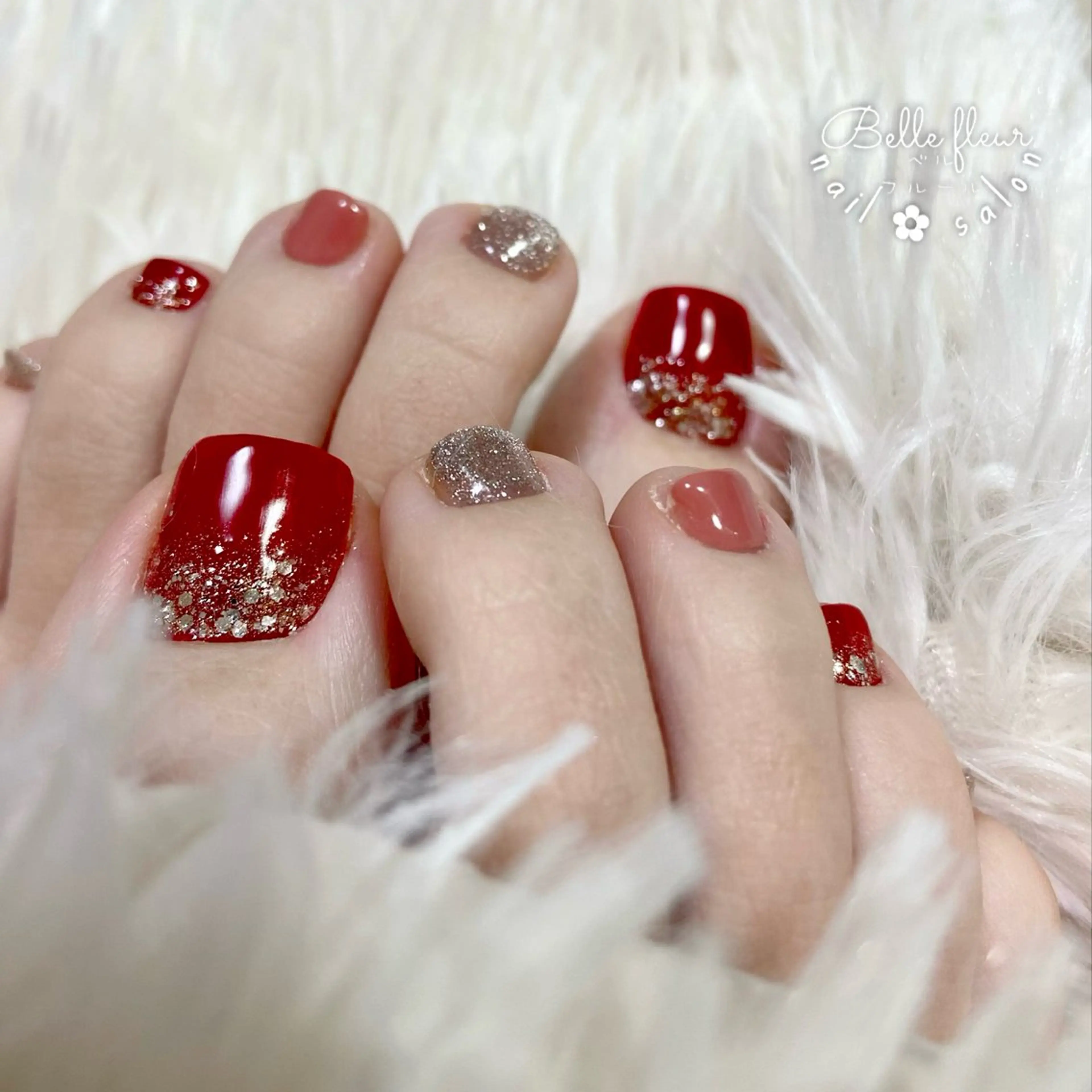 ネイル フットネイル 赤色 ﾈｲﾙｻﾛﾝ Bellefleurのネイルデザイン