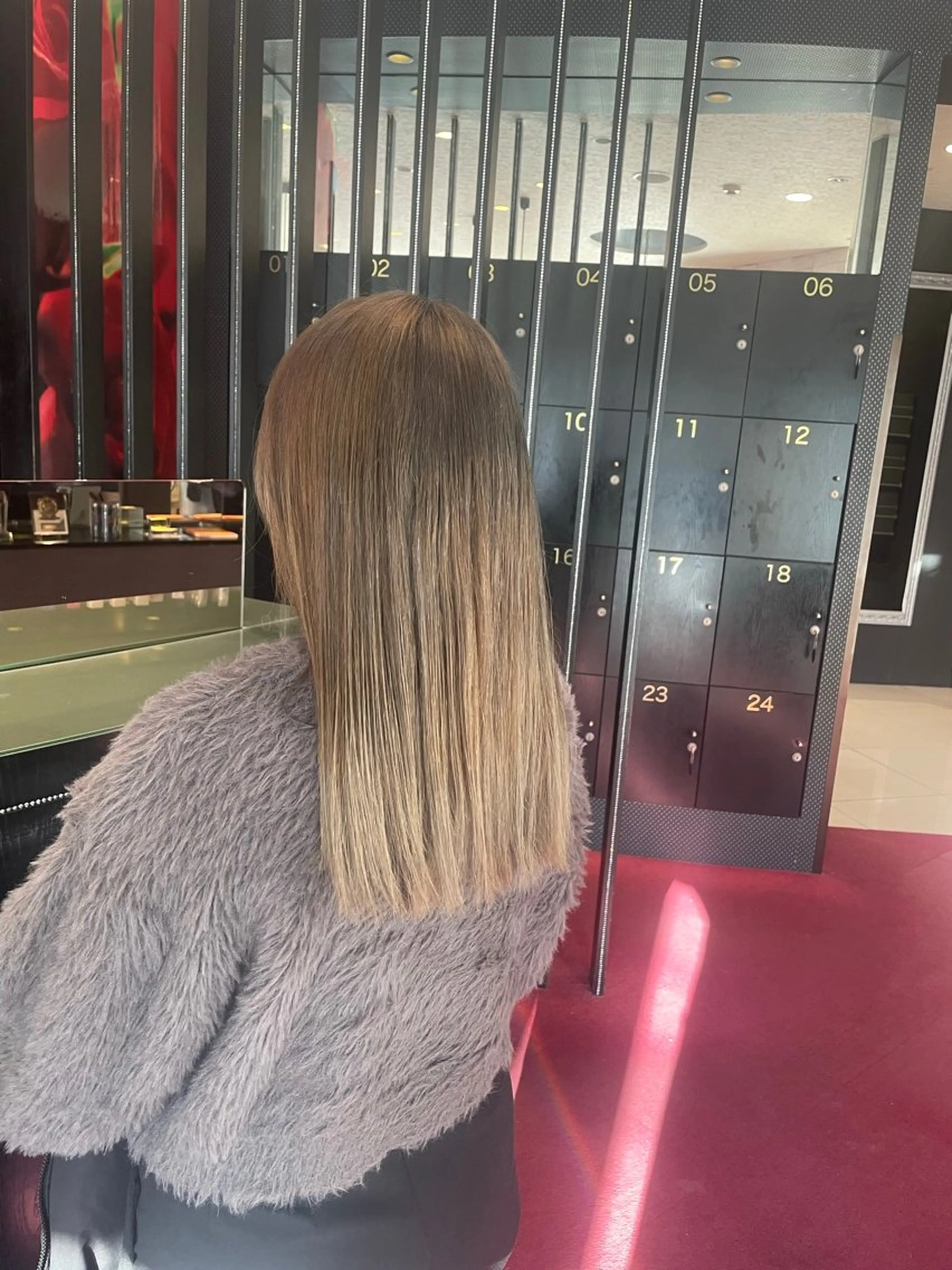 ミディアム カラー 水谷 亮太のヘアスタイル