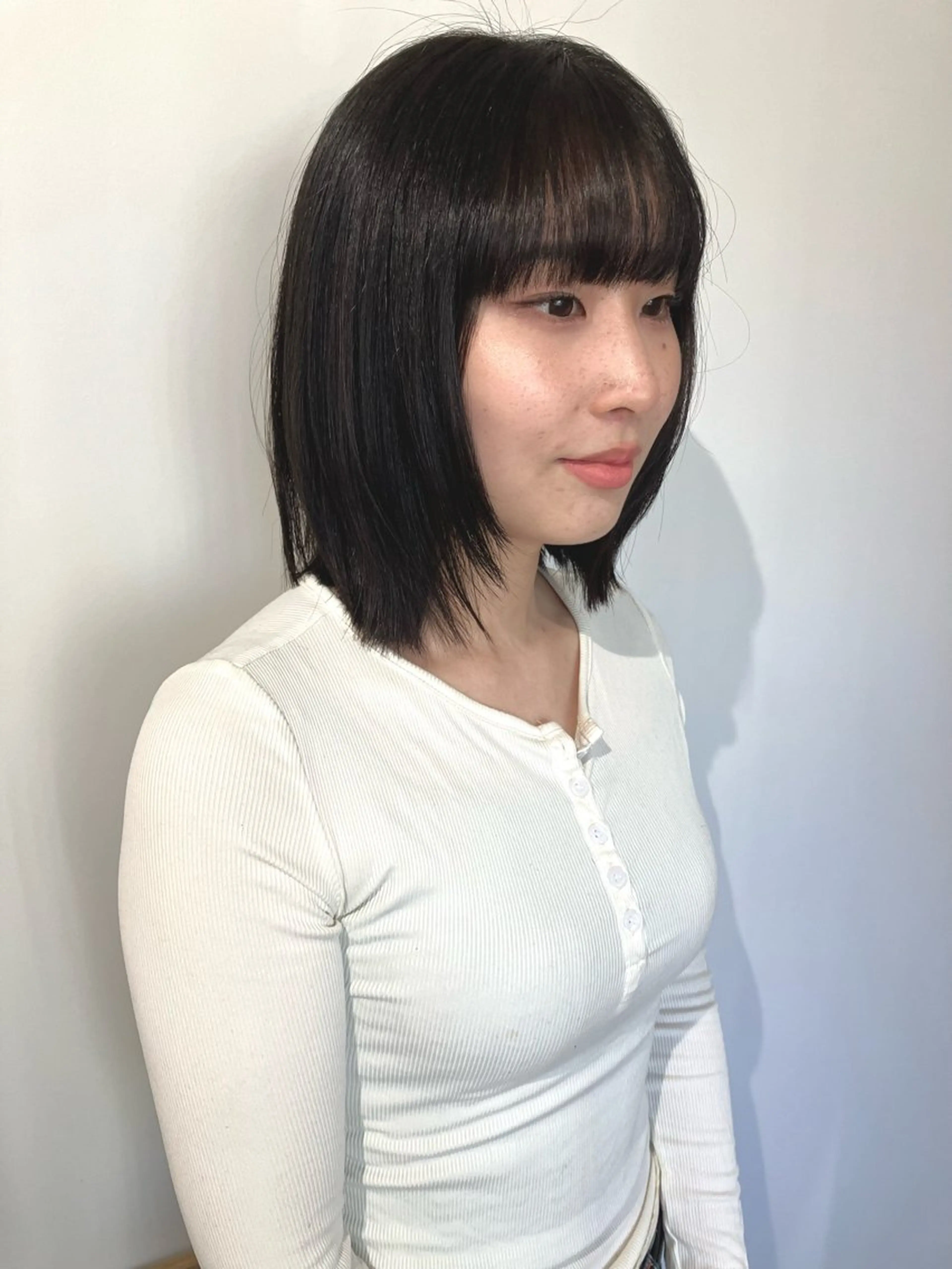 ミディアム knock な お 烏丸御池のヘアスタイル