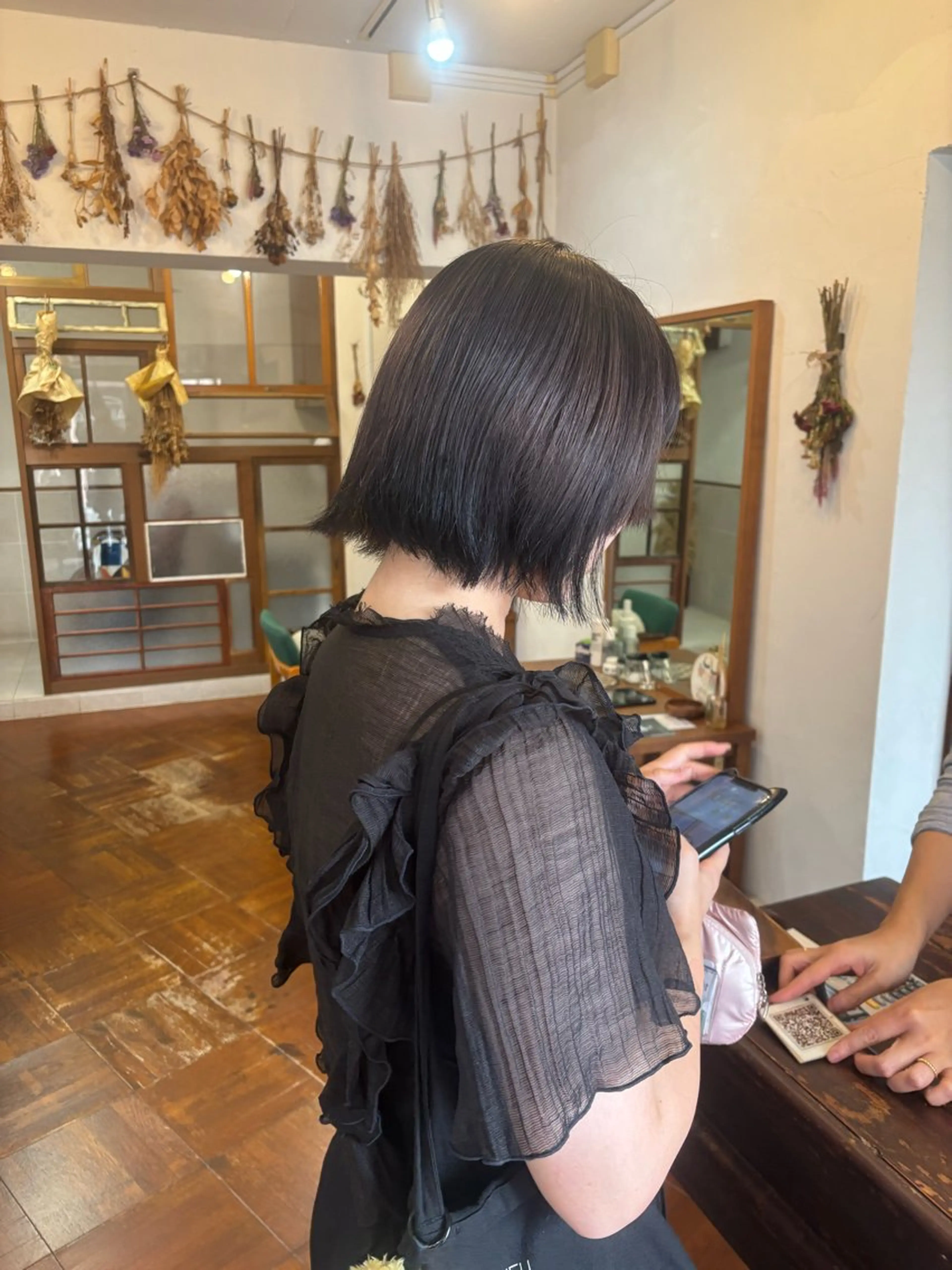 カラー SAVOIA with DOG所属・SAVOIA エマのヘアスタイル