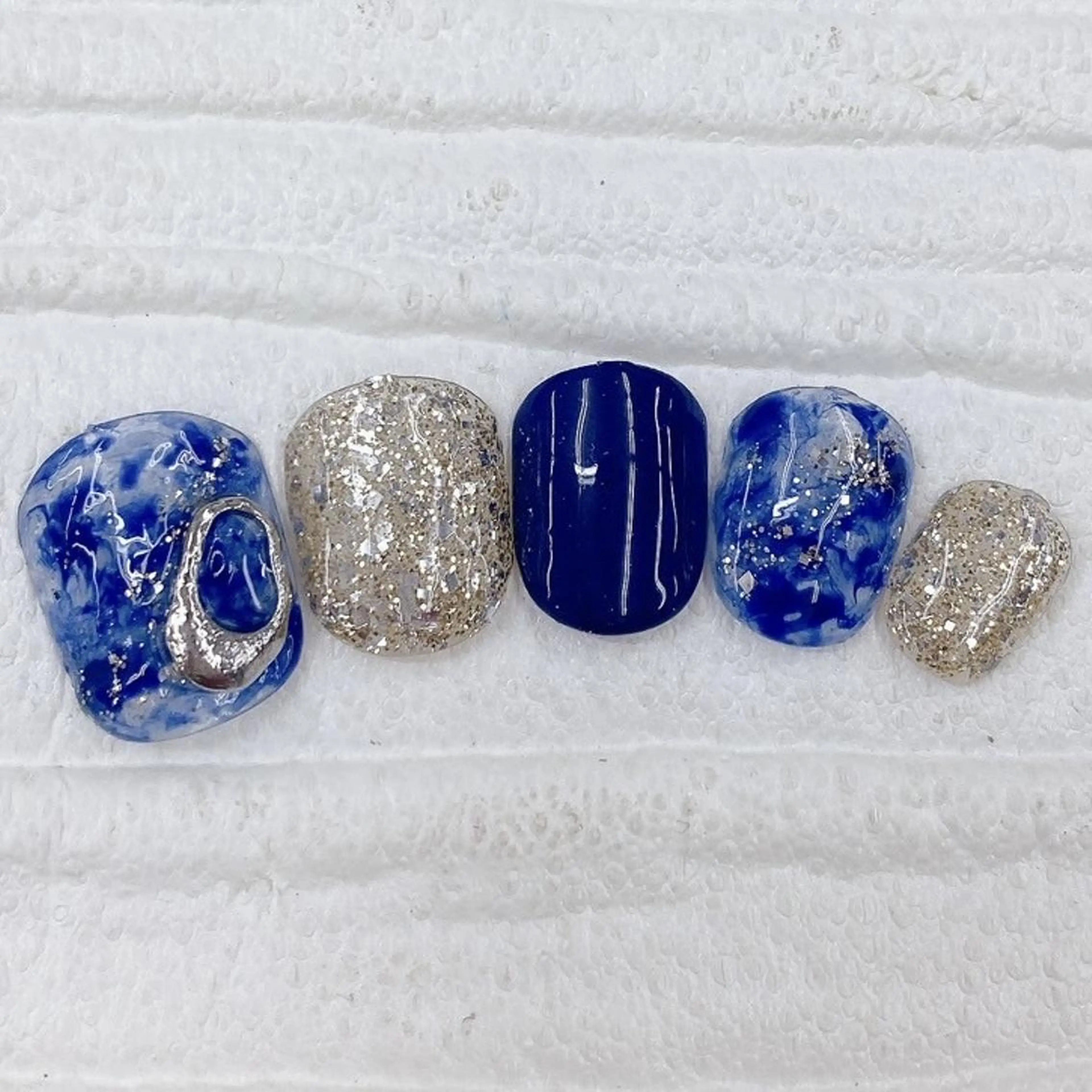 ネイル Nail salon Honey Beeのネイルデザイン