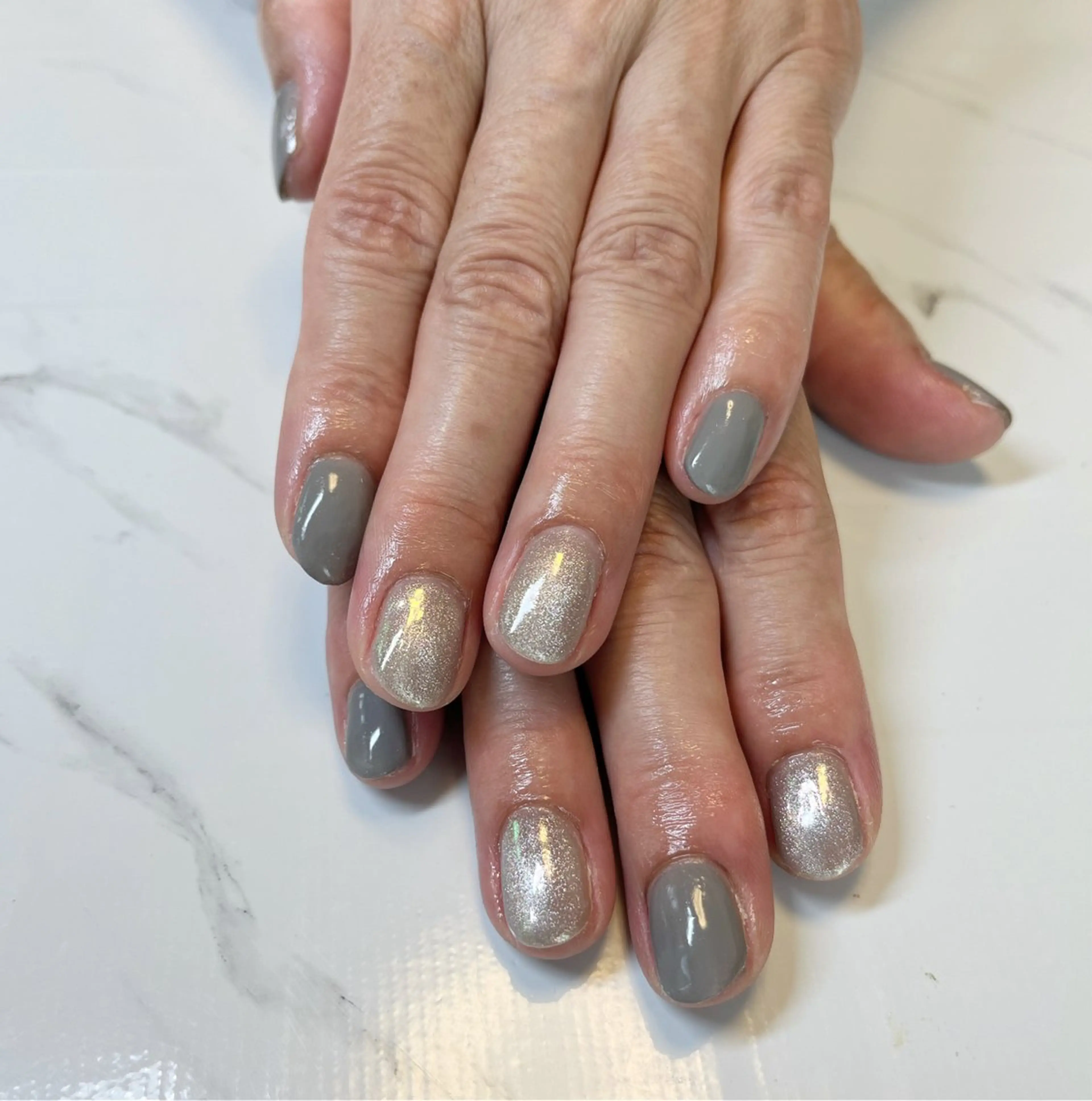 ネイル マグネットネイル ネイルサロン flatのネイルデザイン