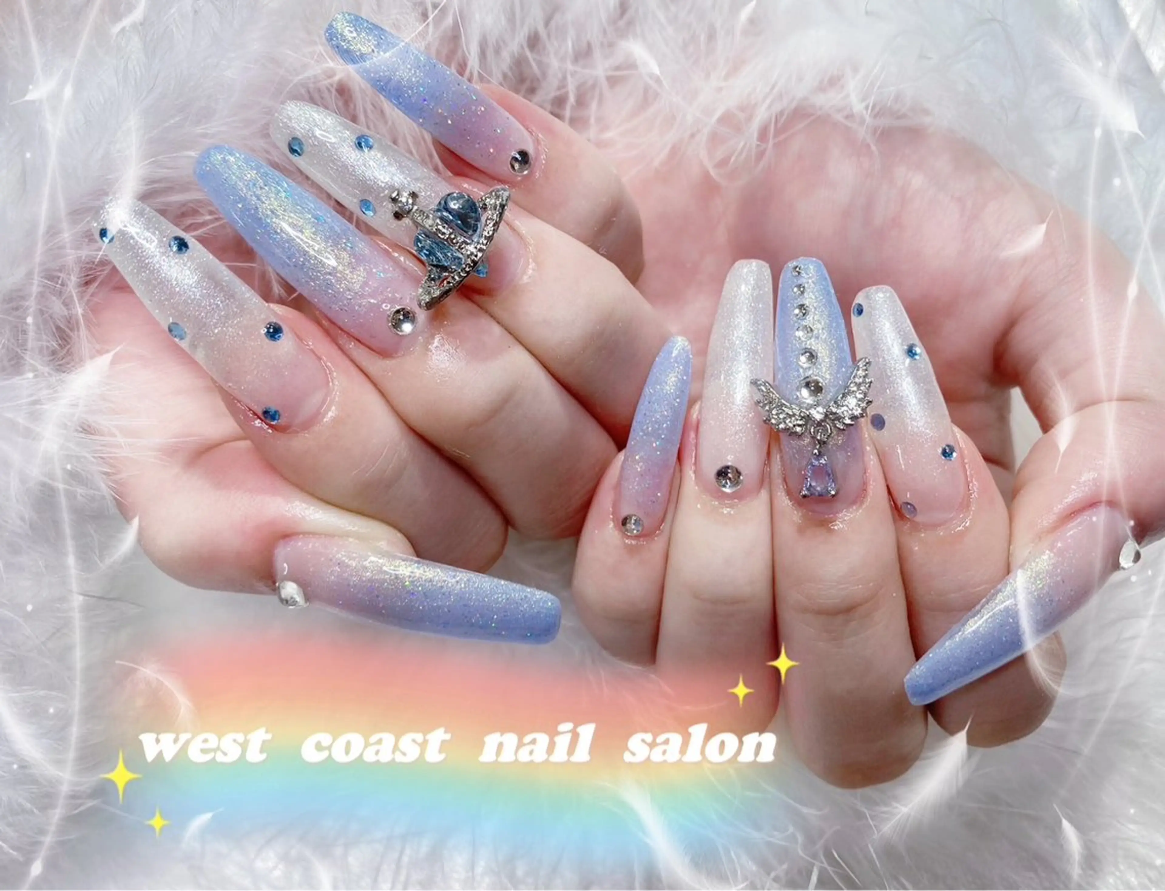 ネイル ブルー リボン、ガーリー パーツ放題専門店のネイルデザイン