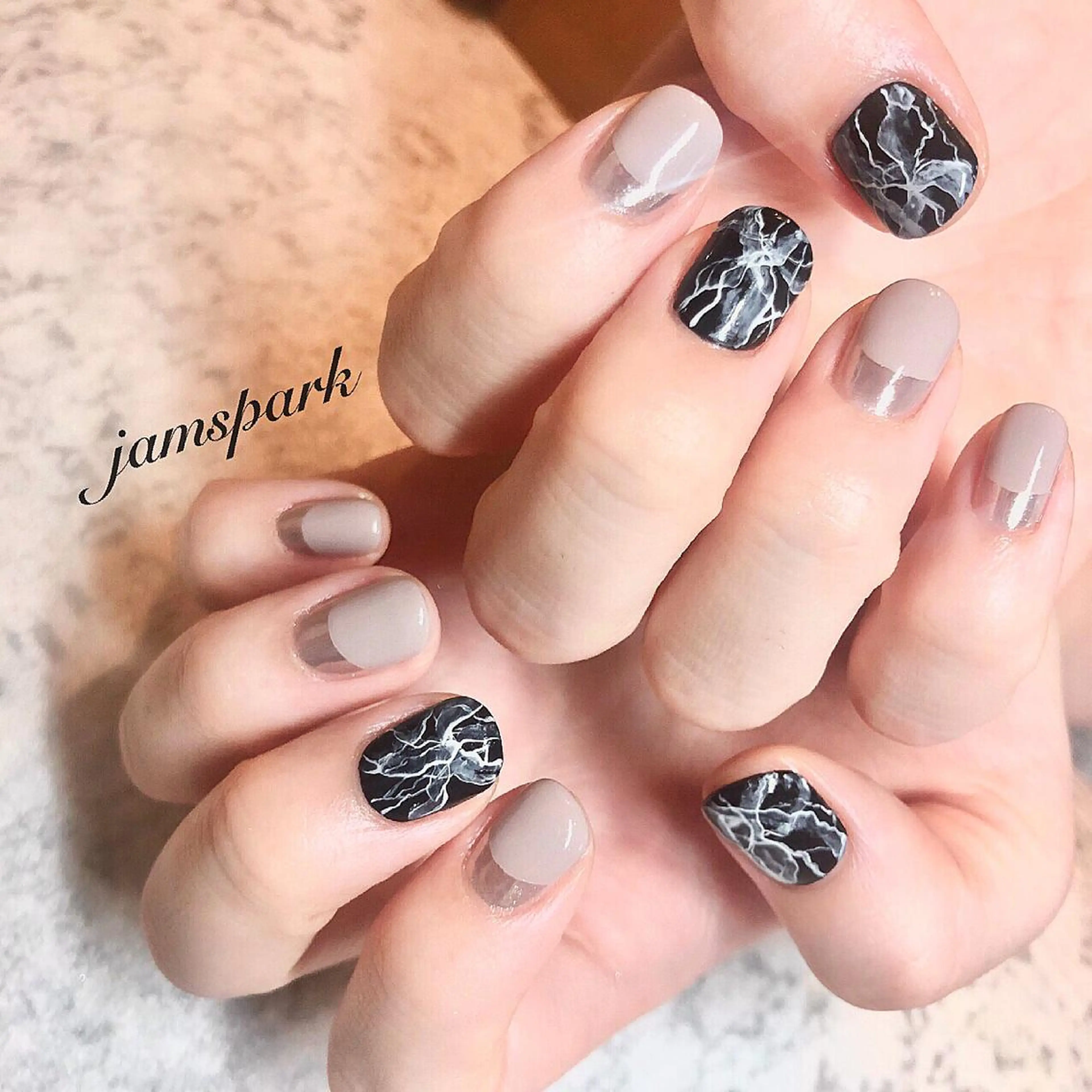 ネイル フレンチネイル 大理石ネイル(マーブル) ミラーネイル ニュアンスネイル パステルネイル ハンドネイル jamspark ✨のネイルデザイン