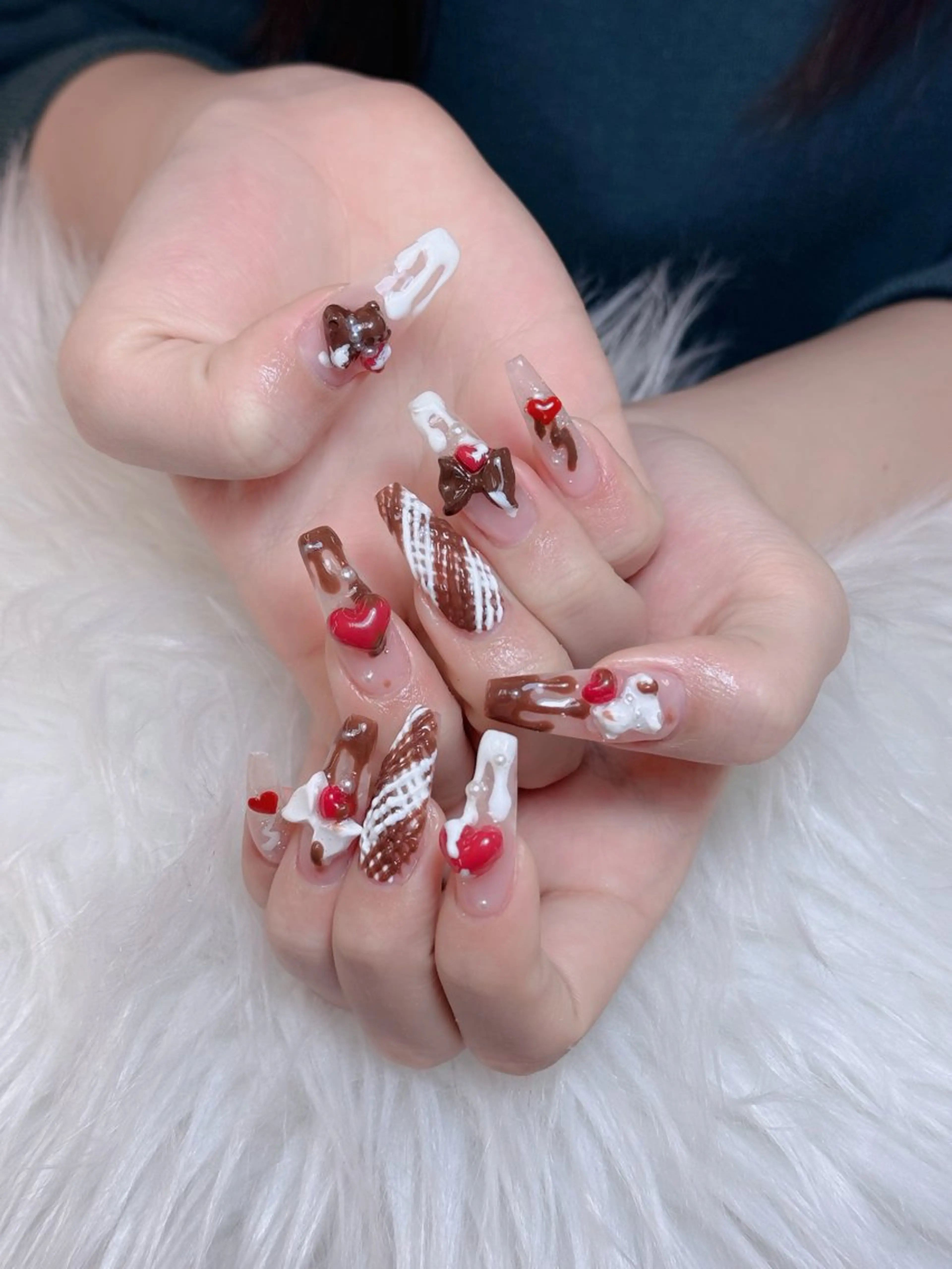 ネイル オーロラネイル チークネイル フットネイル フレンチネイル ハロウィン ハンドネイル Lumi Nail 新大久保3‘のネイルデザイン