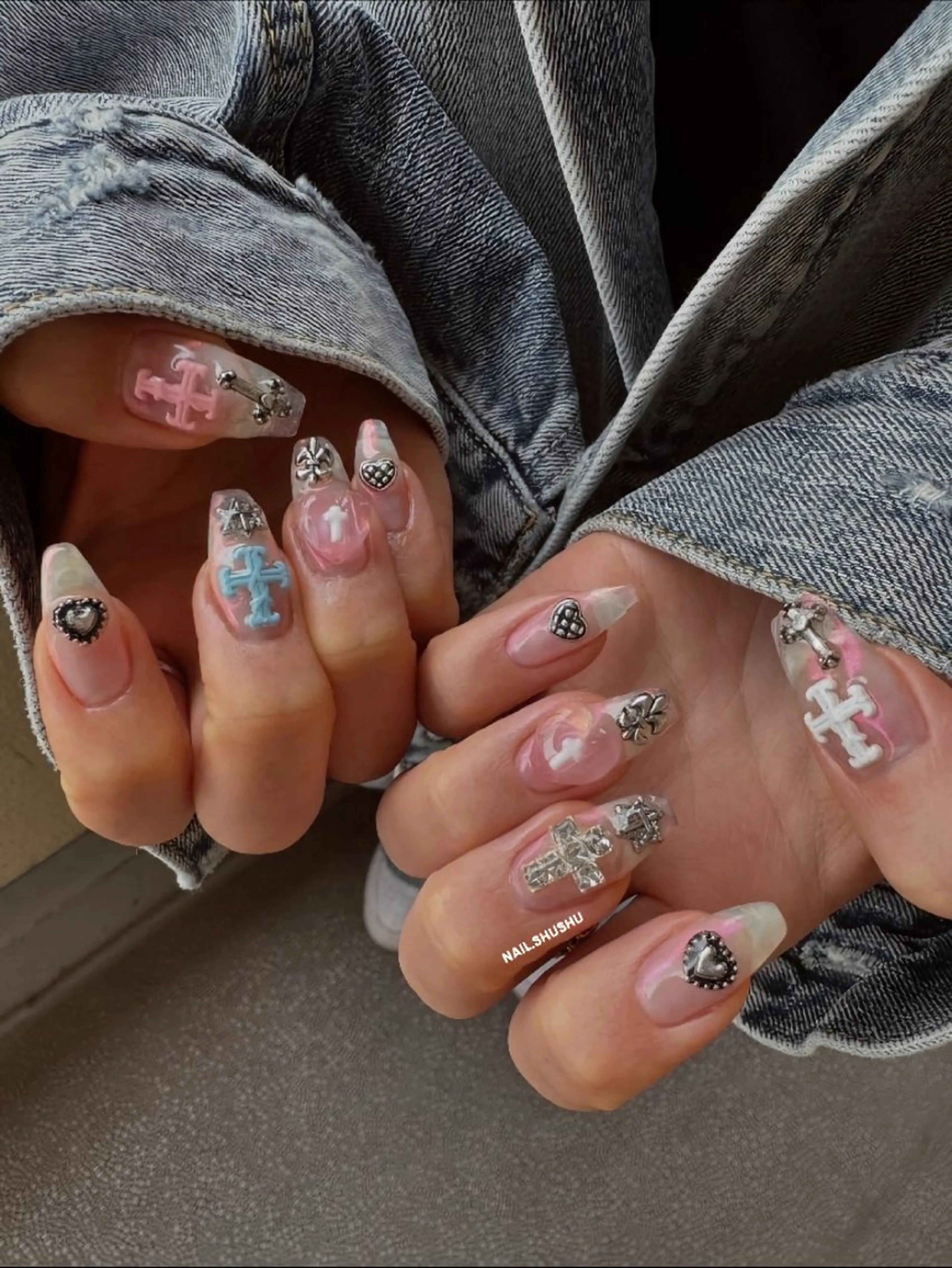 ネイル 持ち込み ニュアンスネイル ワンカラーネイル シンプルネイル 春ネイル 3dパーツ/流行り 👧shushu❤️のネイルデザイン