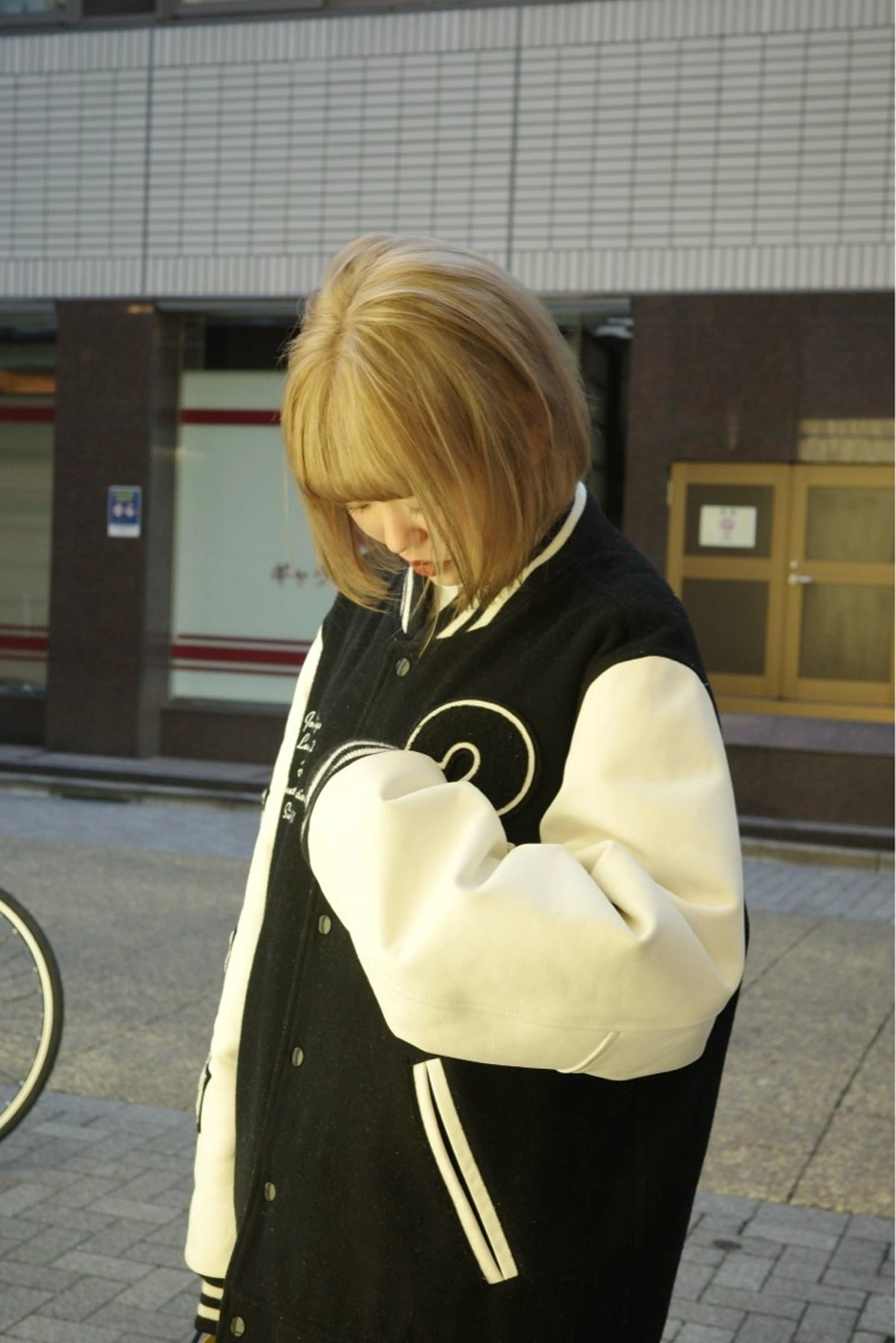 ショート カラー ヘアカラー Hair & make Lamp所属・梅田のブリーチ特化 美容師KAI🥰のヘアスタイル