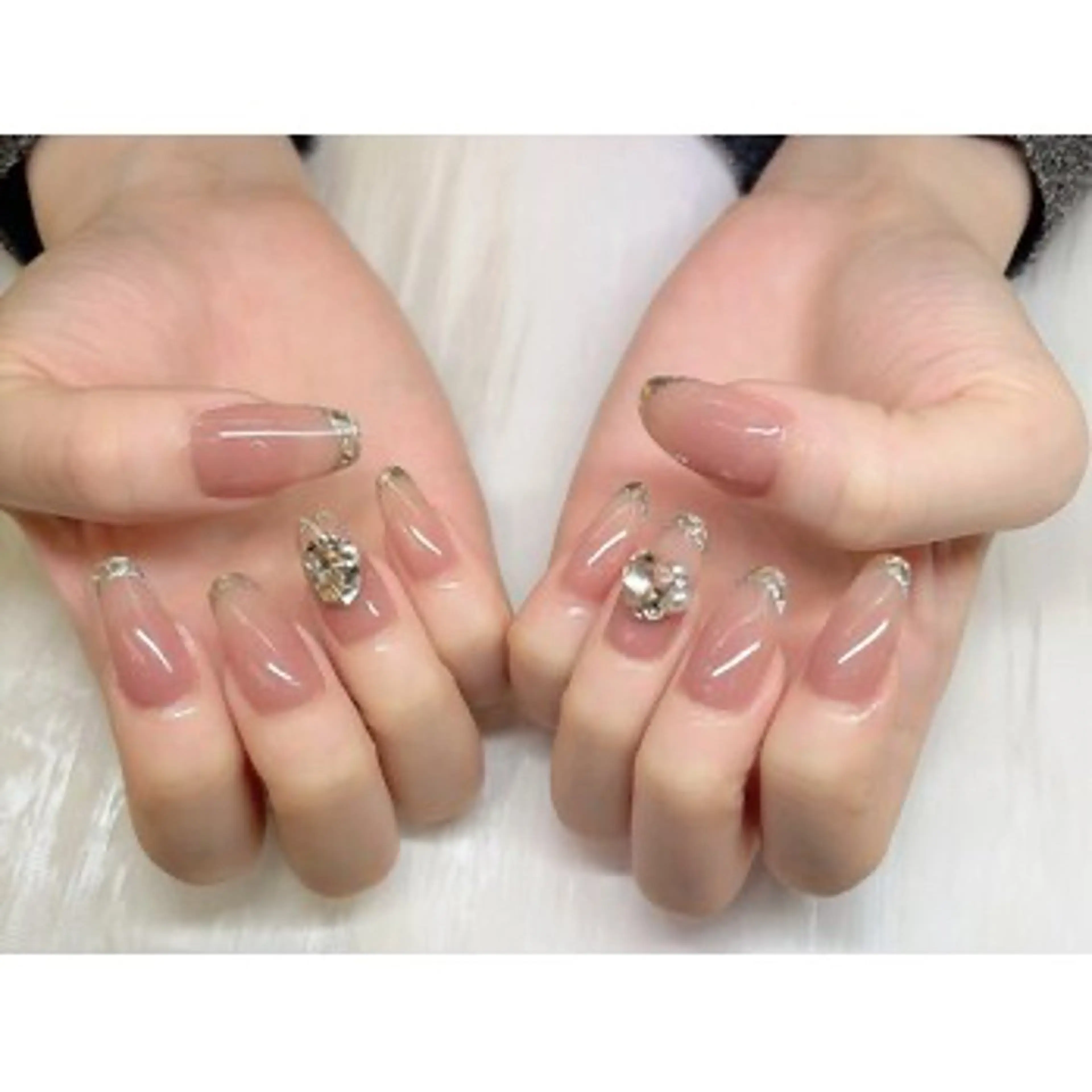 ネイル フレンチネイル ガラスフレンチ ハンドネイル ハンドケア ETE LUNA NAILのネイルデザイン