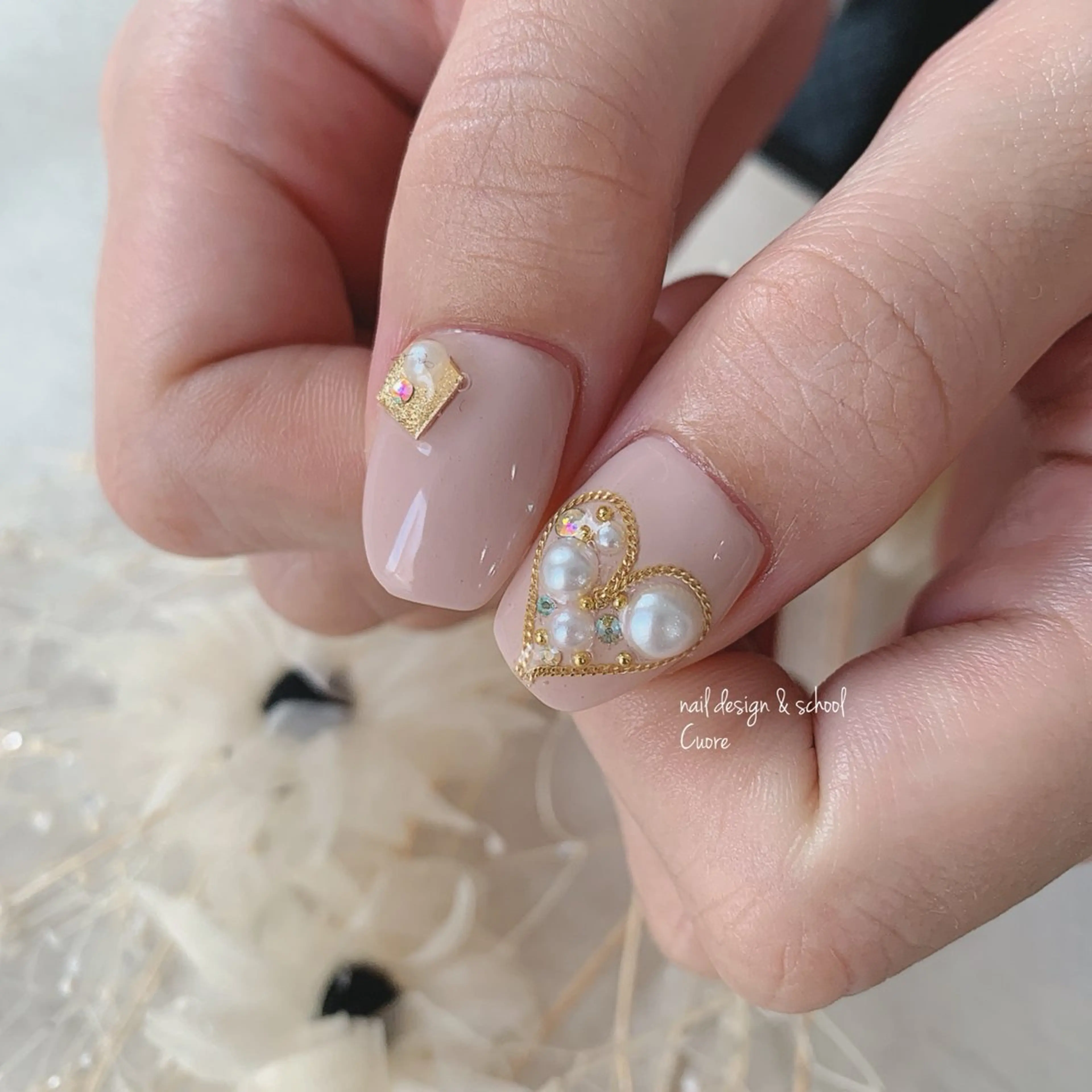 ネイル アートネイル ハート バレンタイン Cuore谷岡紗妃/ 宮崎台のネイルデザイン