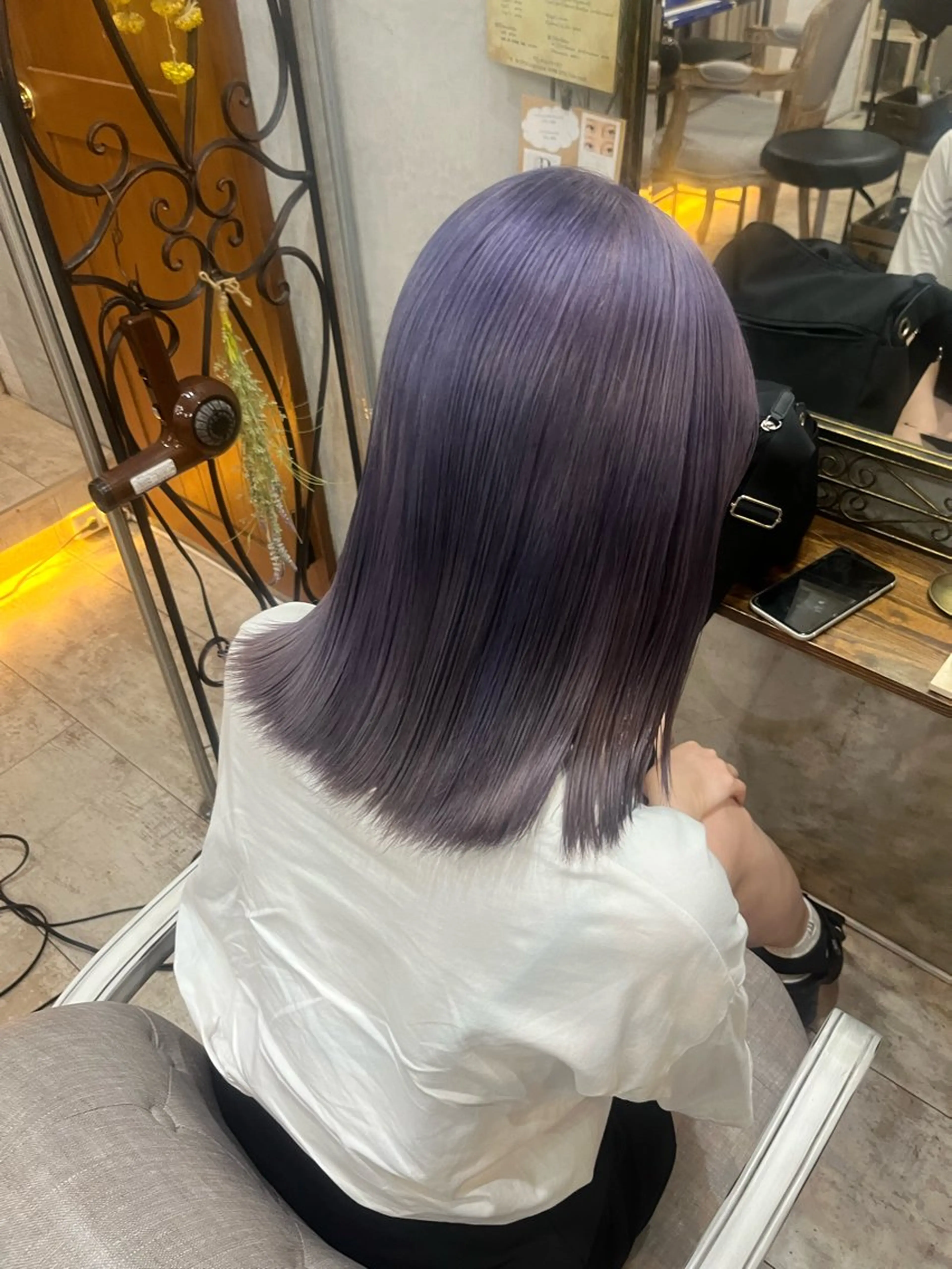 ミディアム カラー 艶髪/ハイトーン/ ヘアセット/モエノのヘアスタイル