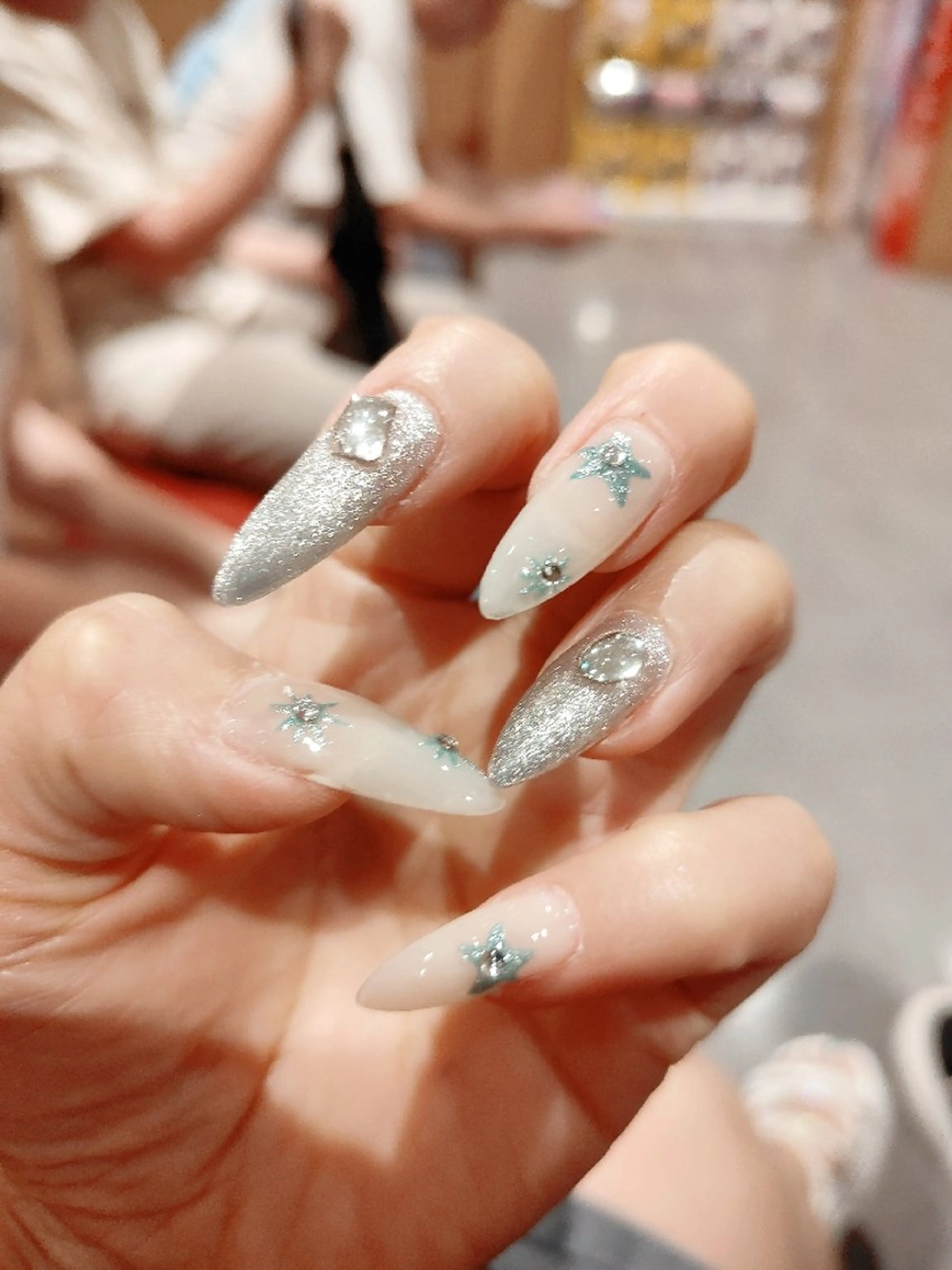 ネイル 鈴木 彩星のネイルデザイン