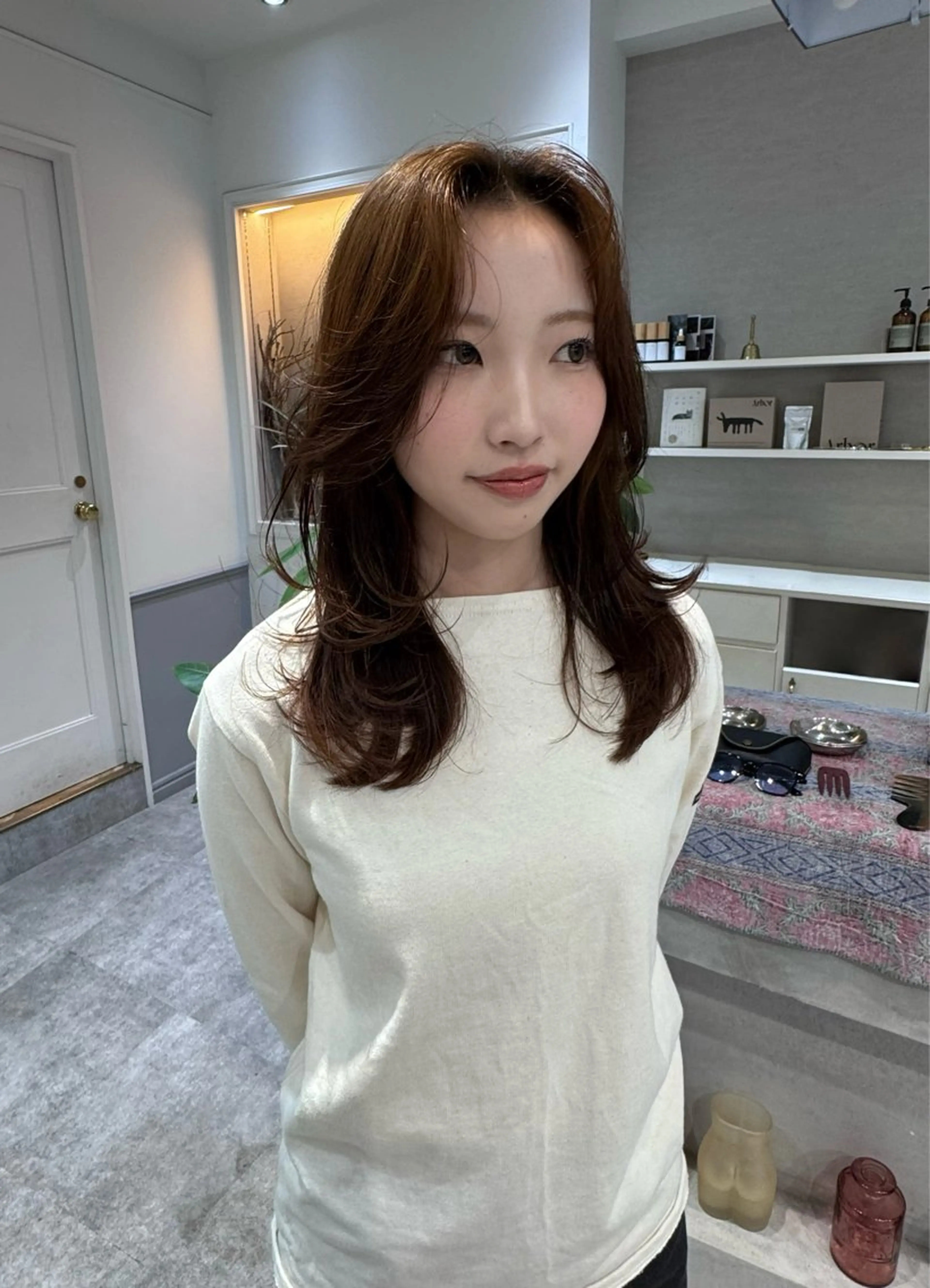 ミディアム sliver siki・ayanaのヘアスタイル