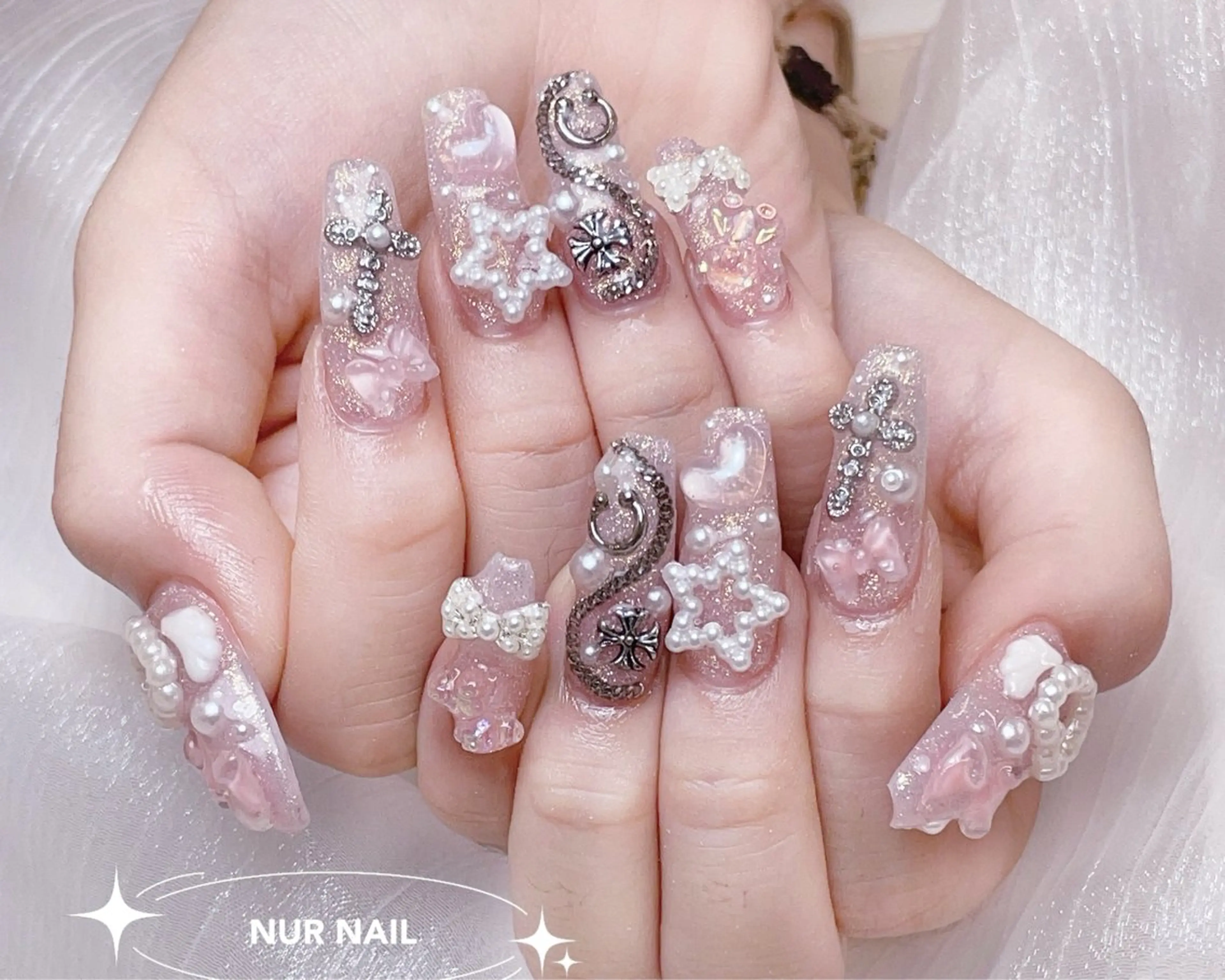 ネイル ハンドネイル 🫧NUR NAIL✨のネイルデザイン
